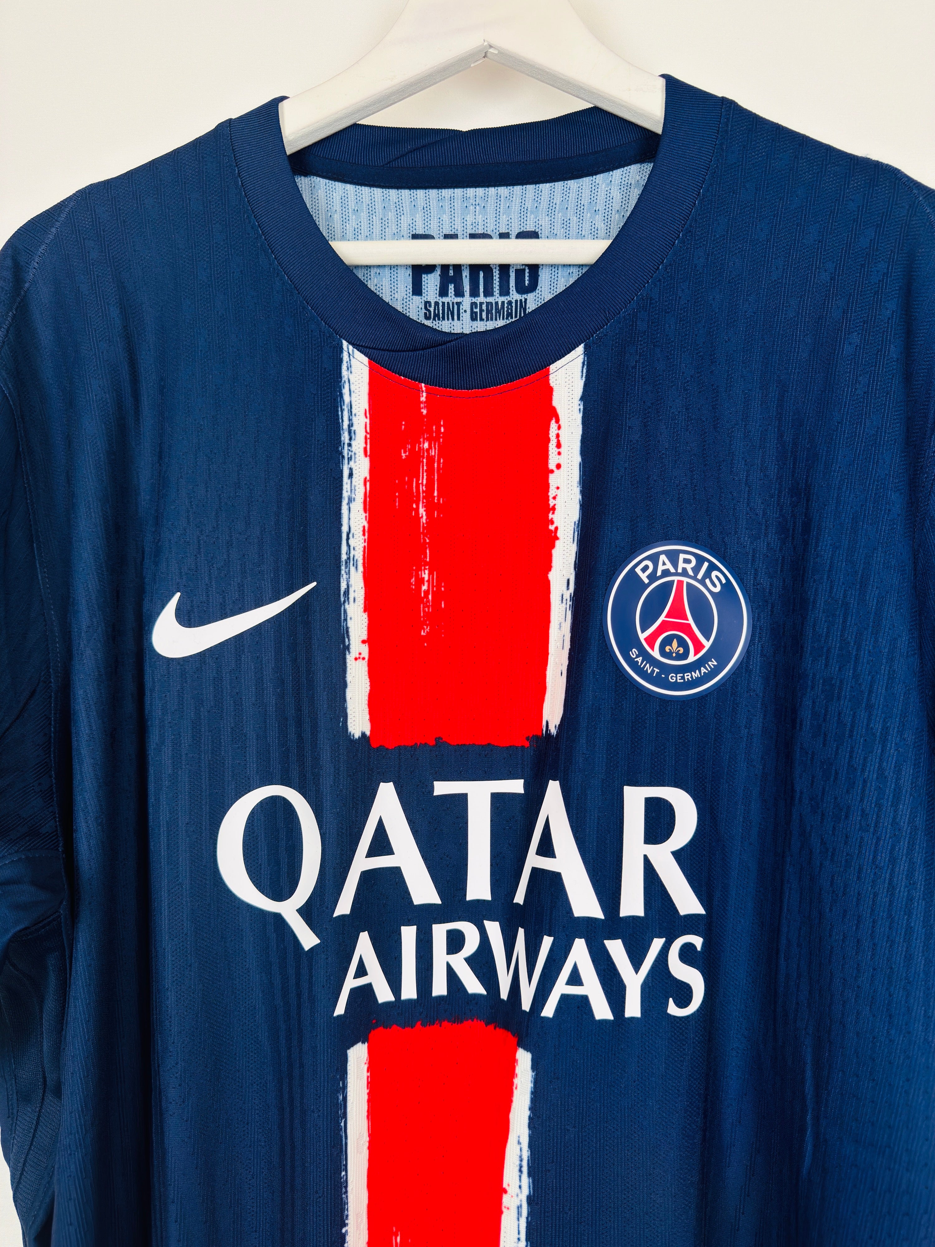 MAILLOT DE FOOTBALL PSG 2024/2025 DOMICILE VAPOR - BARCOLA #29 (XL)