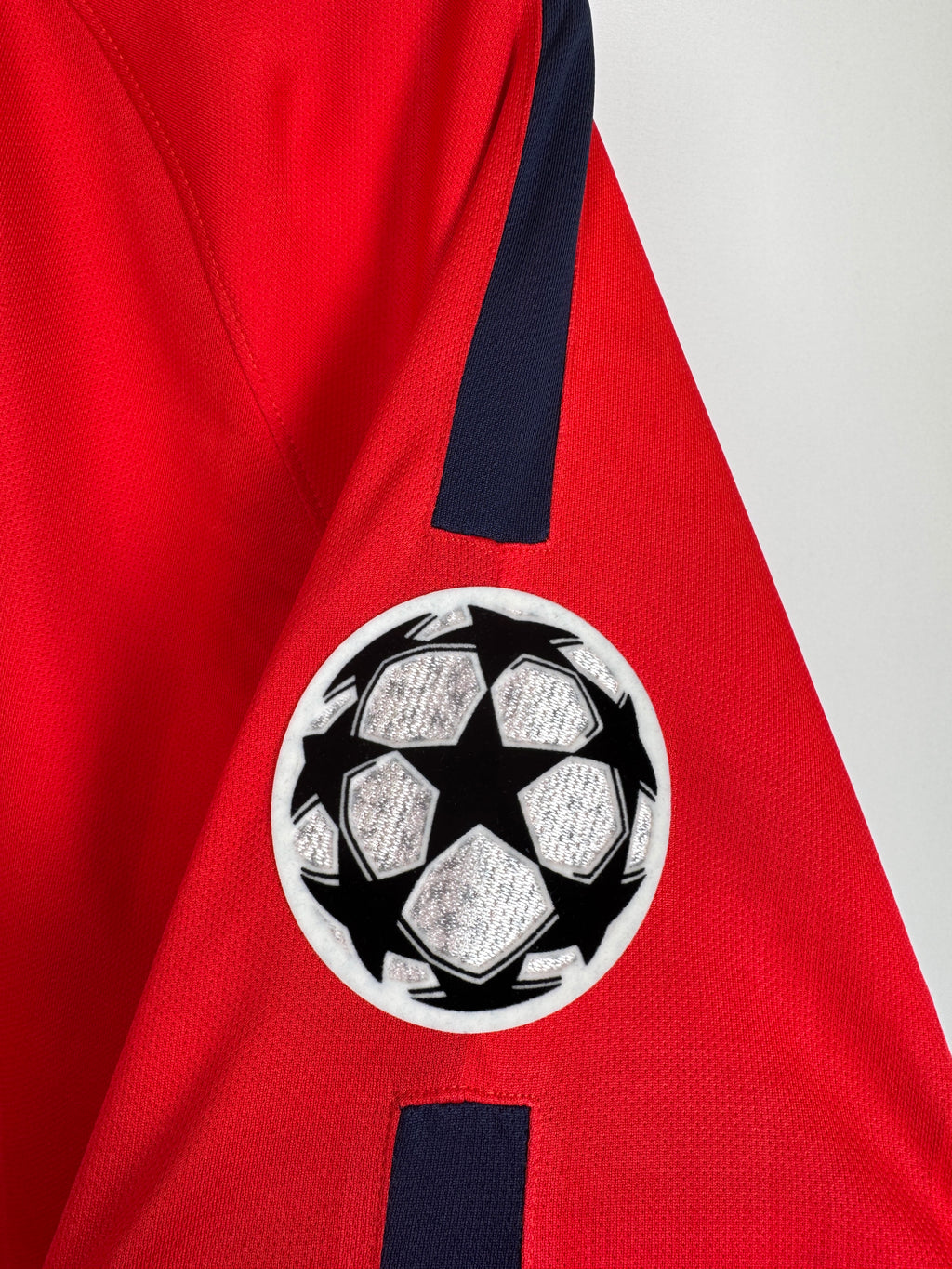 PSG FOOTBALL JERSEY 1997/1998 HOME - NGOTTY #4 (S)