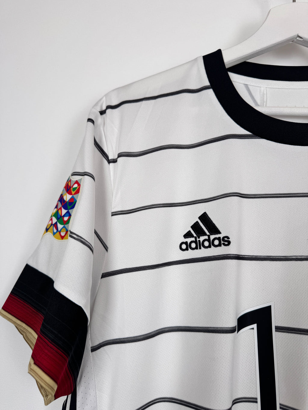 PSG FOOTBALL JERSEY 1997/1998 HOME - NGOTTY #4 (S)