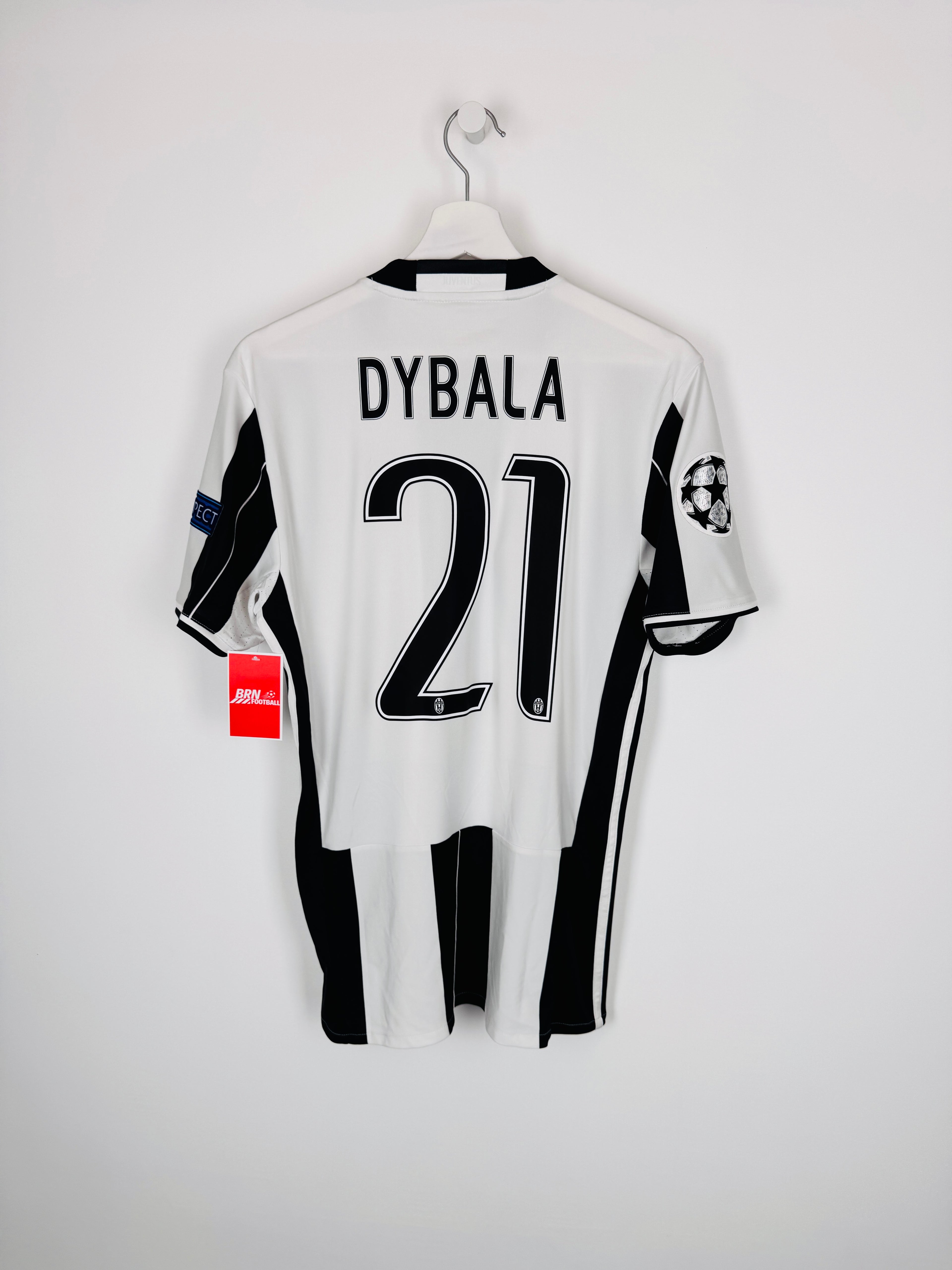 PSG FOOTBALL JERSEY 1997/1998 HOME - NGOTTY #4 (S)