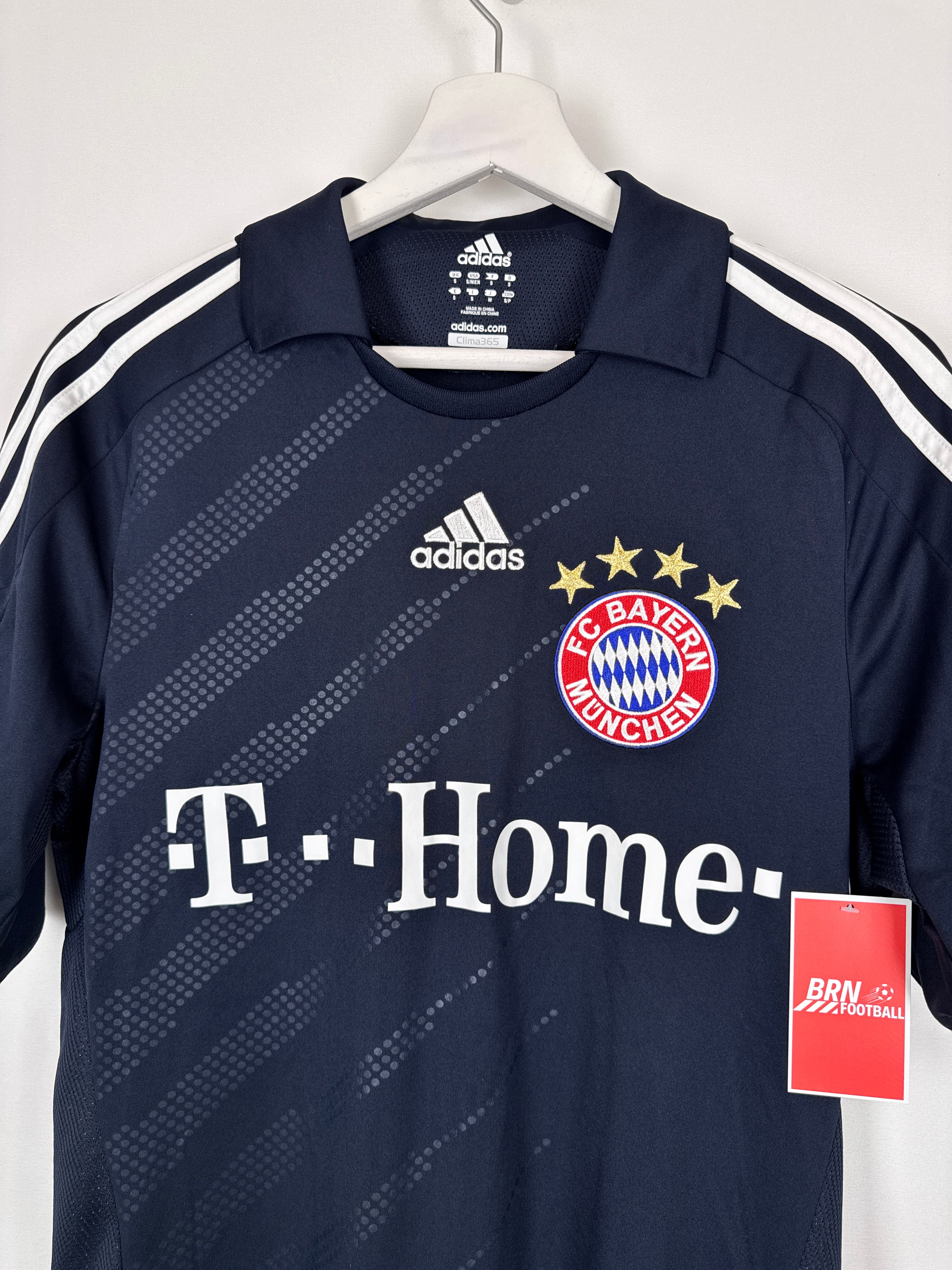 PSG FOOTBALL JERSEY 1997/1998 HOME - NGOTTY #4 (S)