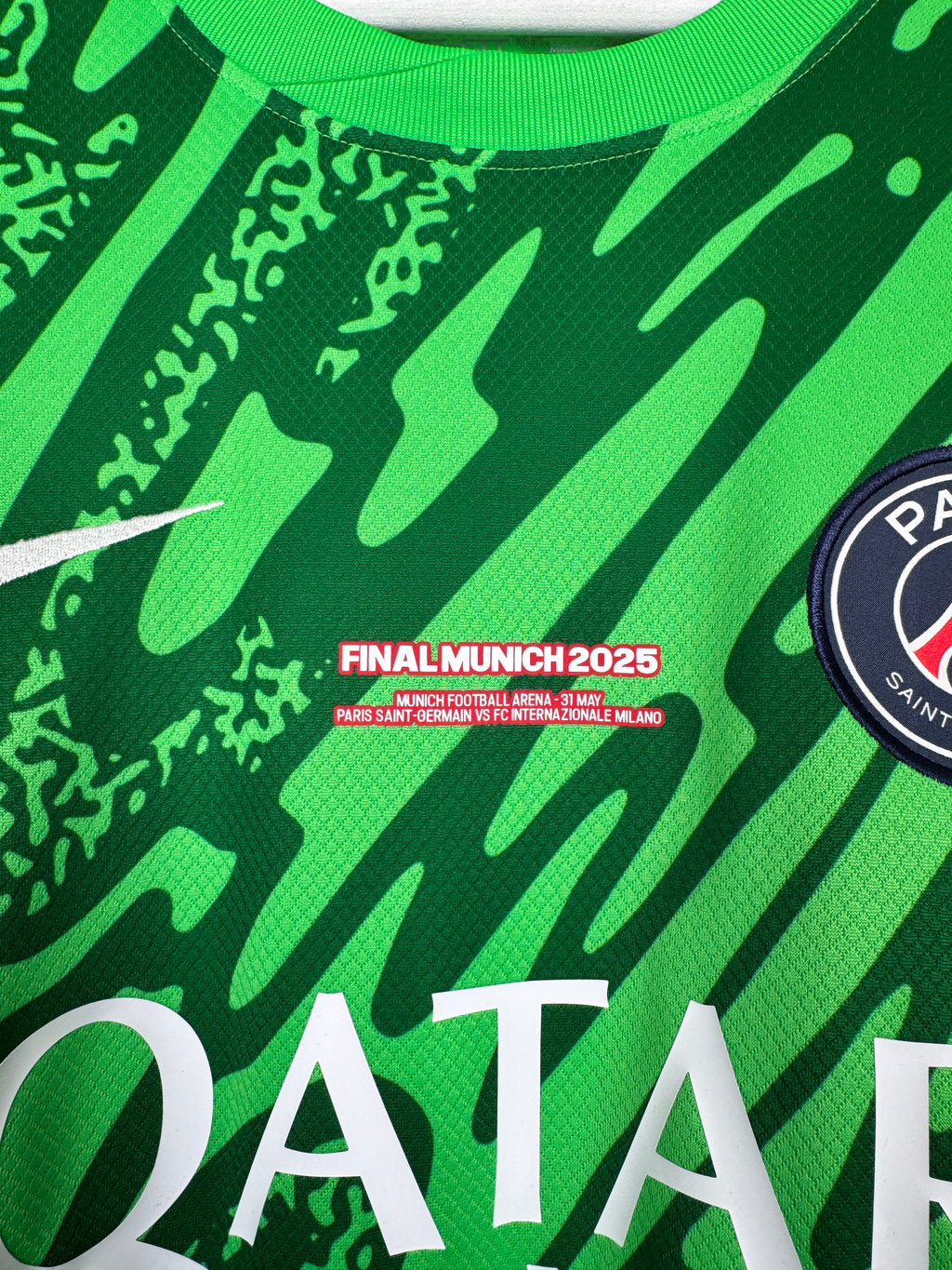 PSG FOOTBALL JERSEY 1997/1998 HOME - NGOTTY #4 (S)