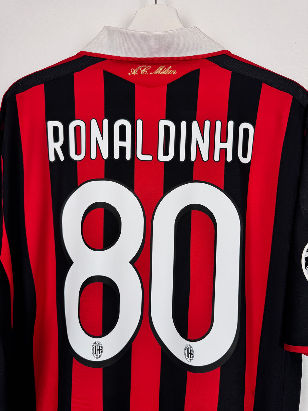 MAILLOT DE FOOTBALL MILAN AC 2009/2010 DOMICILE - RONALDINHO #80 (XL)