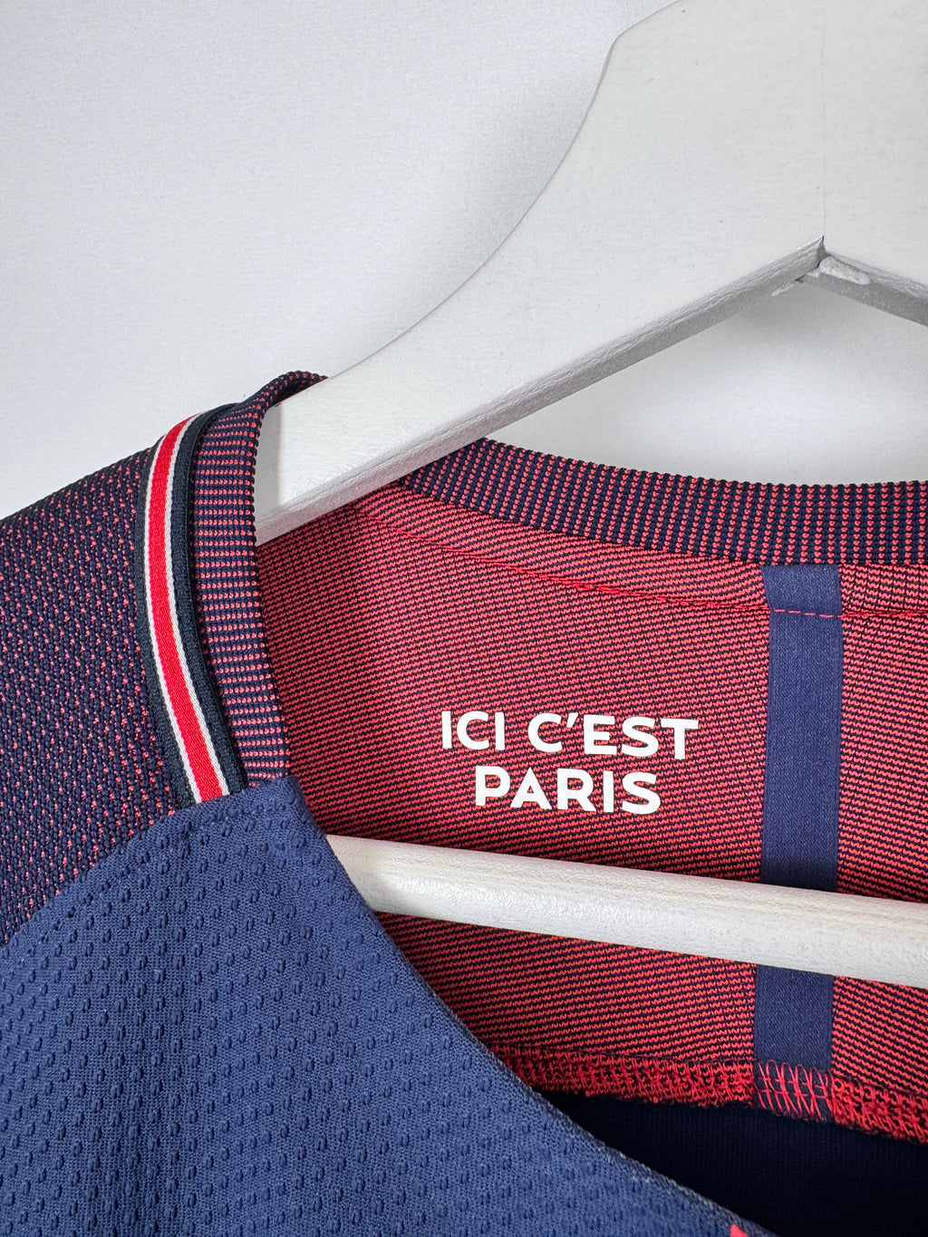 PSG FOOTBALL JERSEY 1997/1998 HOME - NGOTTY #4 (S)