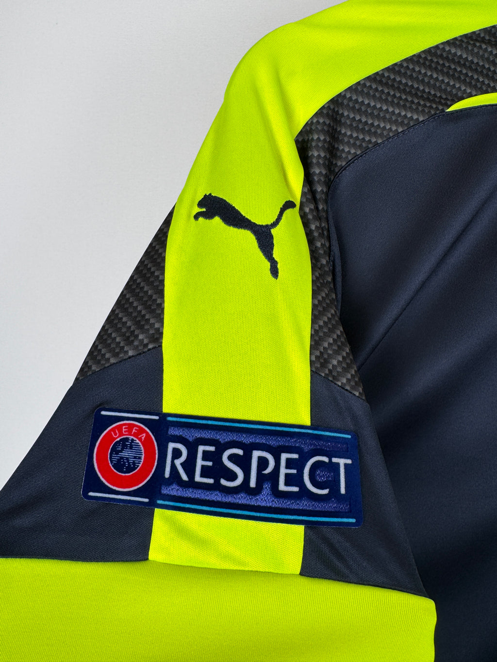 PSG FOOTBALL JERSEY 1997/1998 HOME - NGOTTY #4 (S)