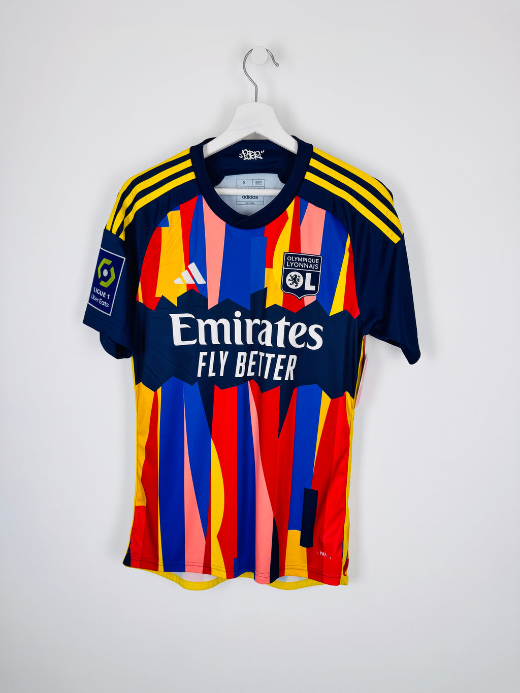 MAILLOT DE FOOTBALL OLYMPIQUE LYONNAIS 2023/2024 THIRD - RAYAN CHERKI #18 (S)