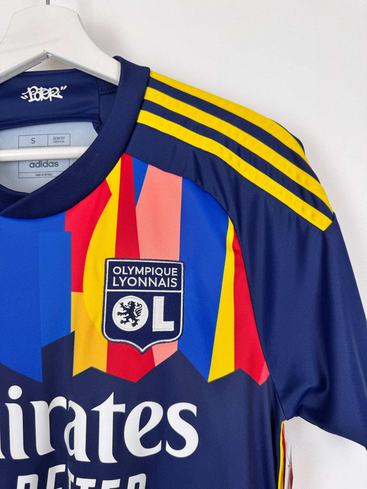 MAILLOT DE FOOTBALL OLYMPIQUE LYONNAIS 2023/2024 THIRD - RAYAN CHERKI #18 (S)