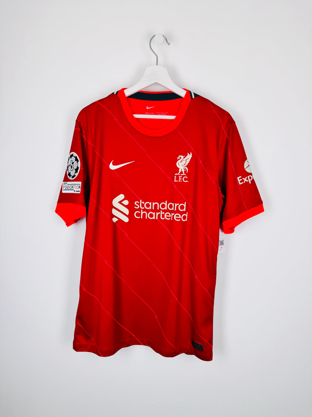 MAILLOT DE FOOTBALL LIVERPOOL 2021/2022 DOMICILE - MOHAMED SALAH #11 (L)