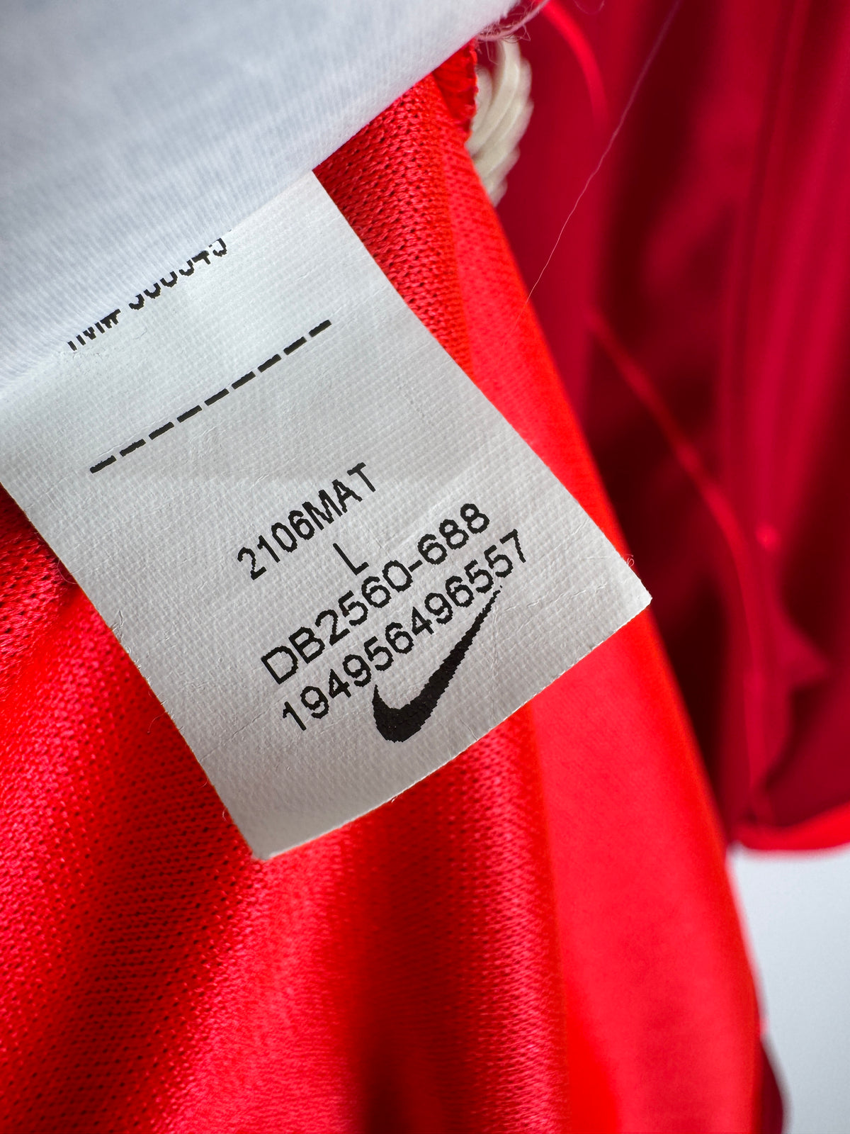MAILLOT DE FOOTBALL LIVERPOOL 2021/2022 DOMICILE - MOHAMED SALAH #11 (L)