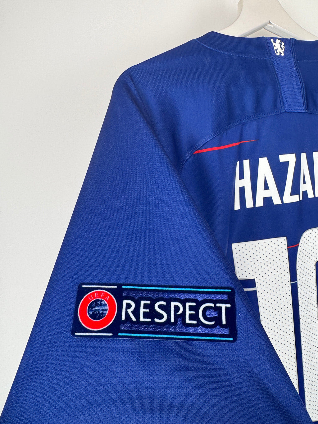 MAILLOT DE FOOTBALL CHELSEA 2018/2019 DOMICILE - EDEN HAZARD #10 (L)