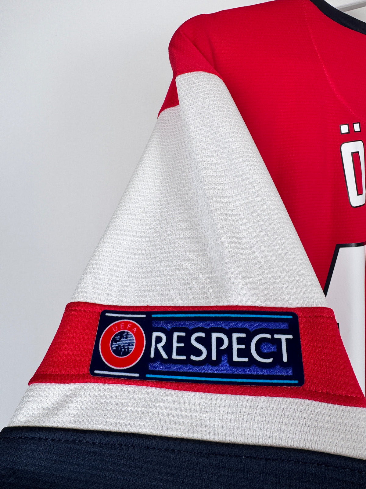 MAILLOT DE FOOTBALL ARSENAL 2012/2014 DOMICILE - MESUT OZIL #11 (L)