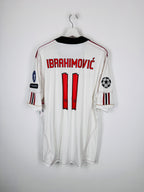 MAILLOT DE FOOTBALL AC MILAN 2010/2011 EXTÉRIEUR - ZLATAN IBRAHIMOVIC #11 (XL)