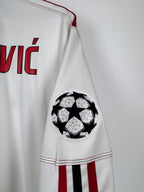 MAILLOT DE FOOTBALL AC MILAN 2010/2011 EXTÉRIEUR - ZLATAN IBRAHIMOVIC #11 (XL)