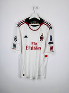 MAILLOT DE FOOTBALL AC MILAN 2010/2011 EXTÉRIEUR - ZLATAN IBRAHIMOVIC #11 (XL)