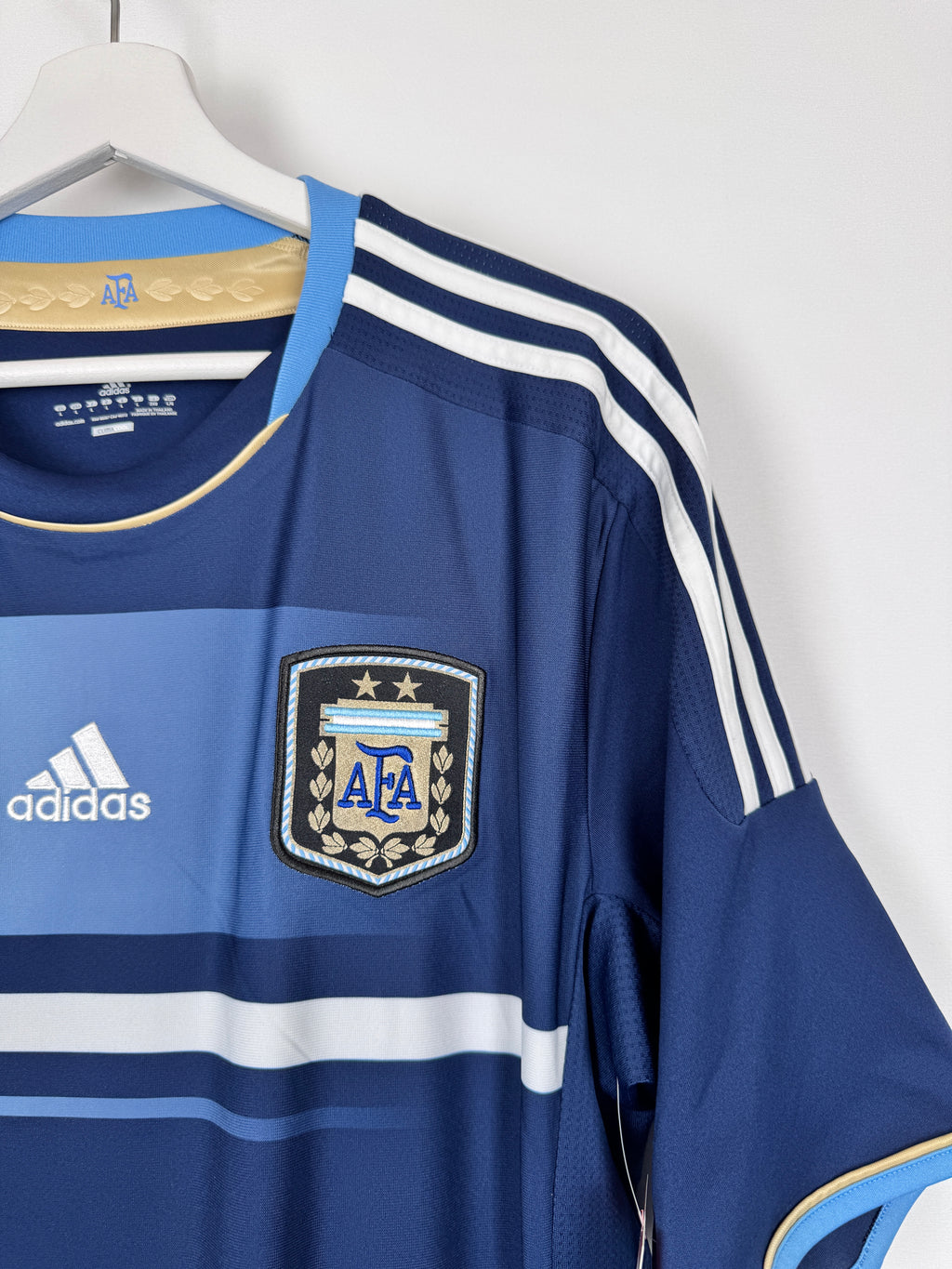 MAILLOT DE FOOTBALL ARGENTINE 2011 EXTÉRIEUR - LEO MESSI #10 (L)