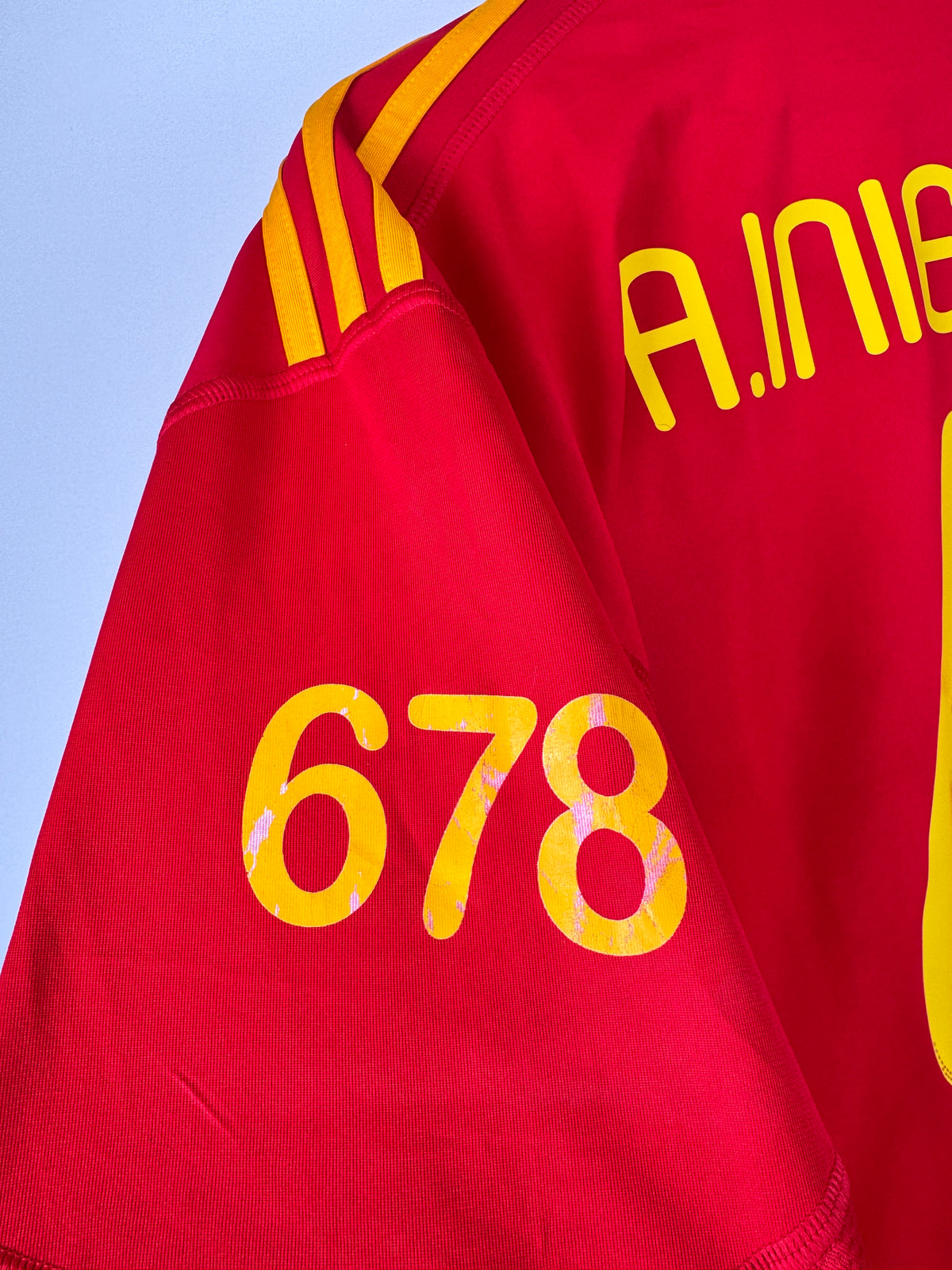 MAILLOT DE FOOTBALL ESPAGNE 2010 DOMICILE - ANDRES INIESTA #6 (L)