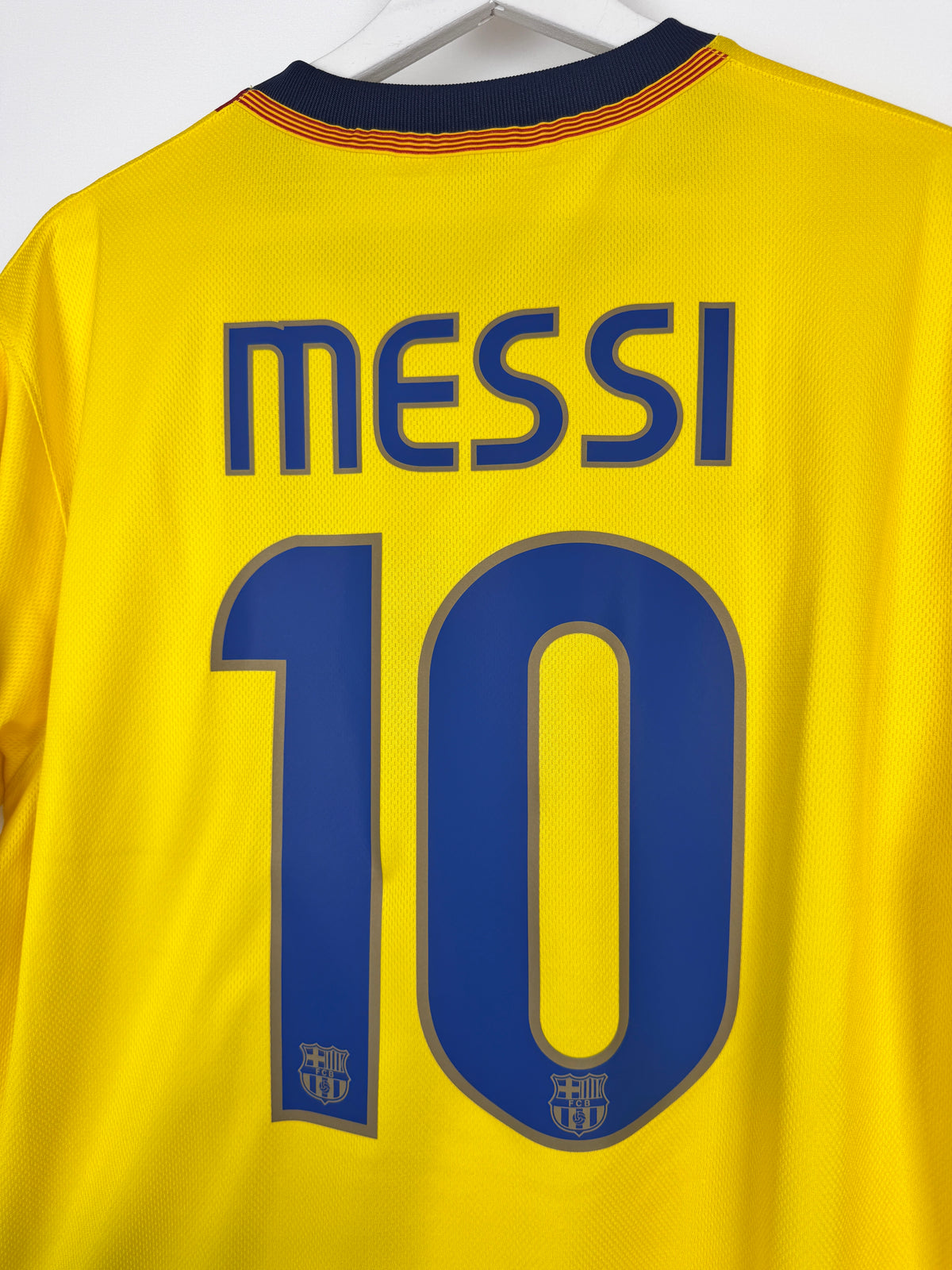 MAILLOT DE FOOTBALL BARCELONE 2008/2010 EXTÉRIEUR - LEO MESSI #10 (L)