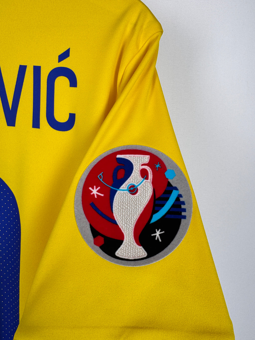 MAILLOT DE FOOTBALL SUÈDE 2016 DOMICILE NEUF AVEC ÉTIQUETTE - ZLATAN IBRAHIMOVIC #10 (S)