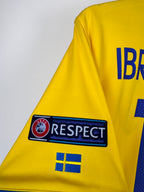 MAILLOT DE FOOTBALL SUÈDE 2016 DOMICILE NEUF AVEC ÉTIQUETTE - ZLATAN IBRAHIMOVIC #10 (S)