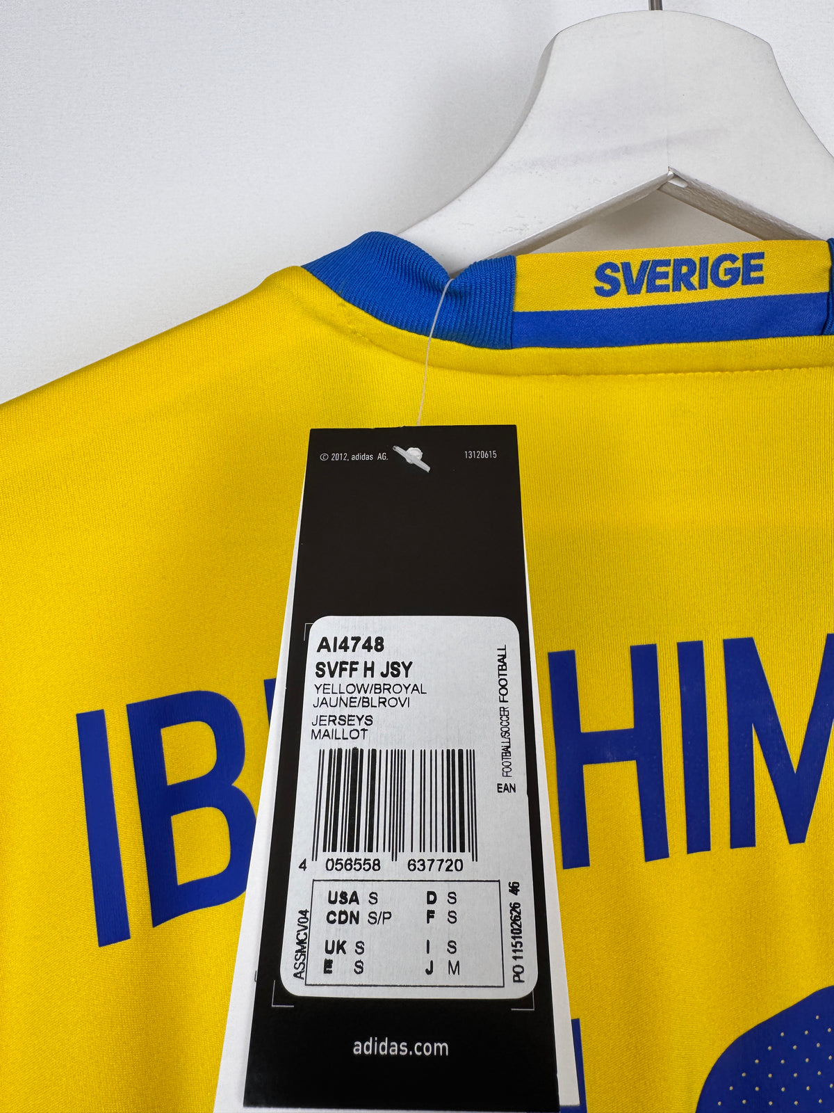 MAILLOT DE FOOTBALL SUÈDE 2016 DOMICILE NEUF AVEC ÉTIQUETTE - ZLATAN IBRAHIMOVIC #10 (S)