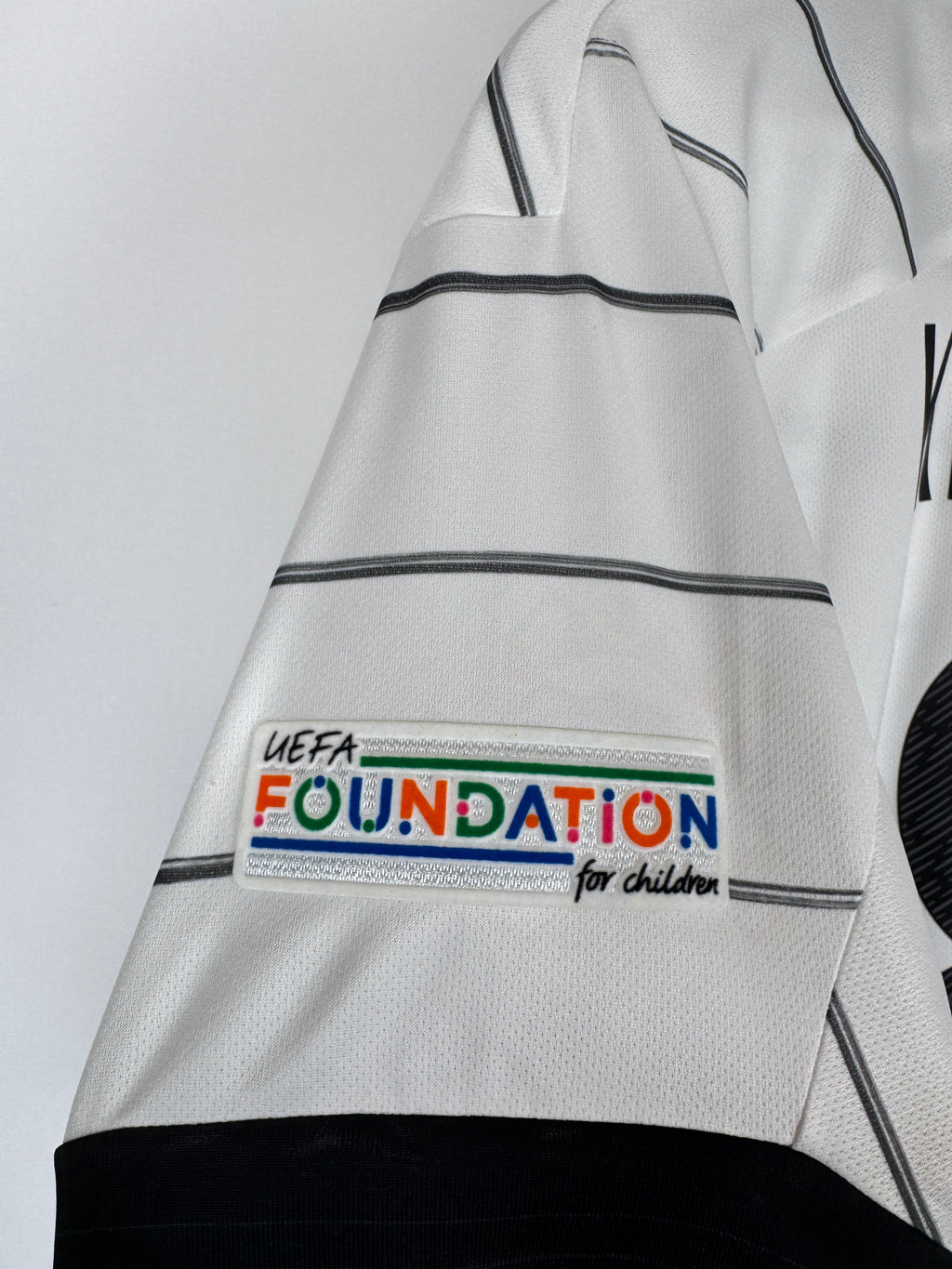 PSG FOOTBALL JERSEY 1997/1998 HOME - NGOTTY #4 (S)