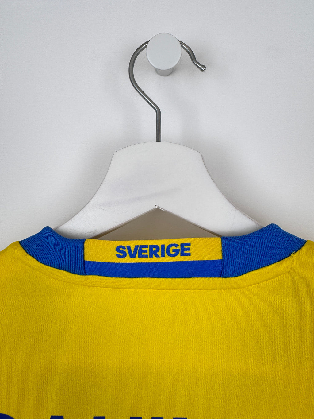 MAILLOT DE FOOTBALL SUÈDE 2016 DOMICILE NEUF AVEC ÉTIQUETTE - ZLATAN IBRAHIMOVIC #10 (S)