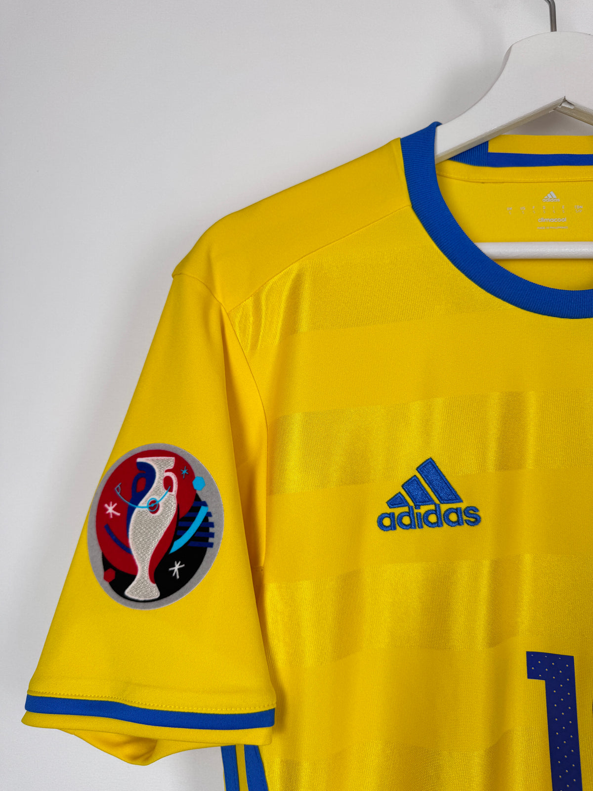 MAILLOT DE FOOTBALL SUÈDE 2016 DOMICILE NEUF AVEC ÉTIQUETTE - ZLATAN IBRAHIMOVIC #10 (S)
