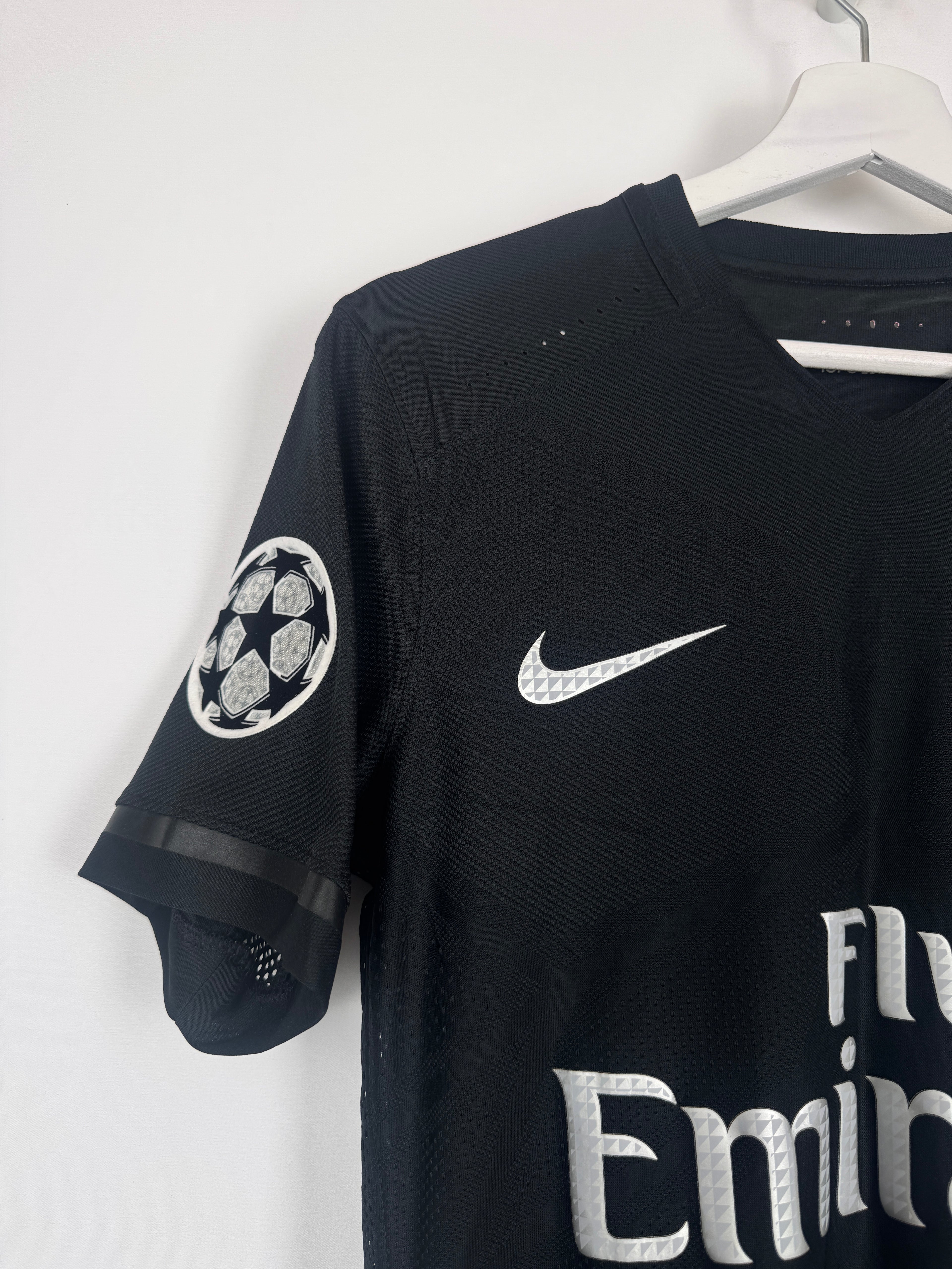 PSG FOOTBALL JERSEY 1997/1998 HOME - NGOTTY #4 (S)