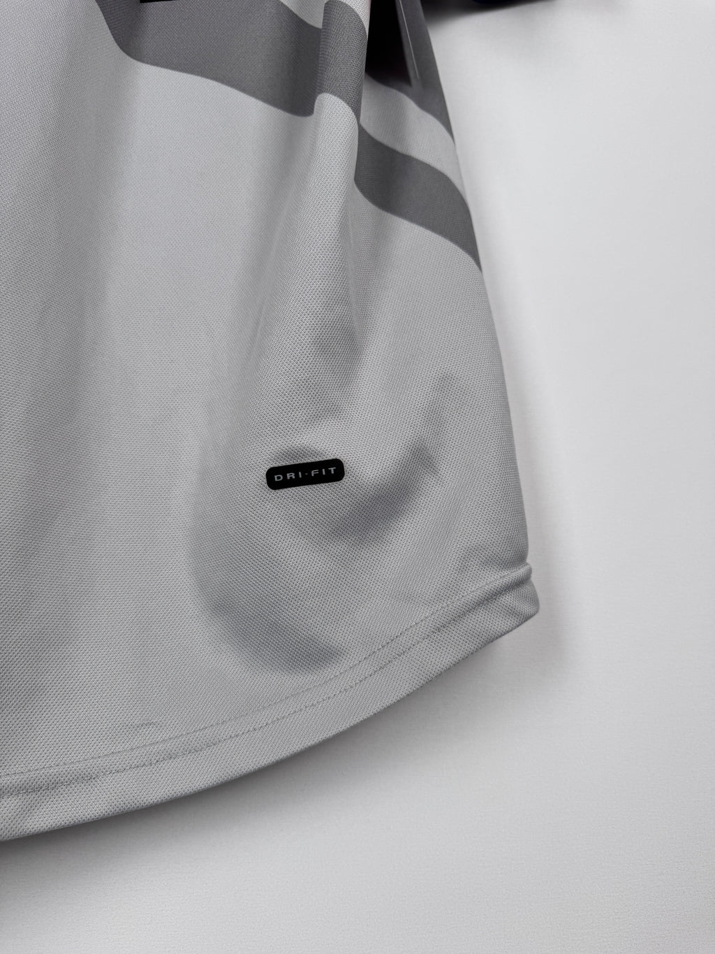 MAILLOT DE FOOTBALL PSG 2001/2002 EXTÉRIEUR - RONALDINHO #21 (M)
