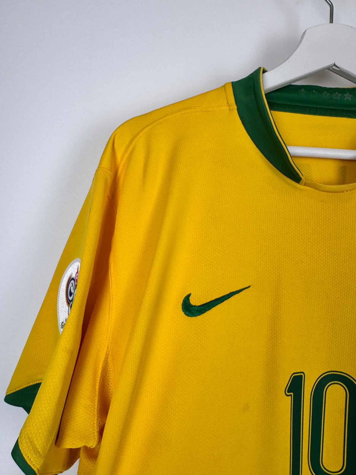 MAILLOT DE FOOTBALL BRÉSIL 2006 DOMICILE - RONALDINHO #10 (M)