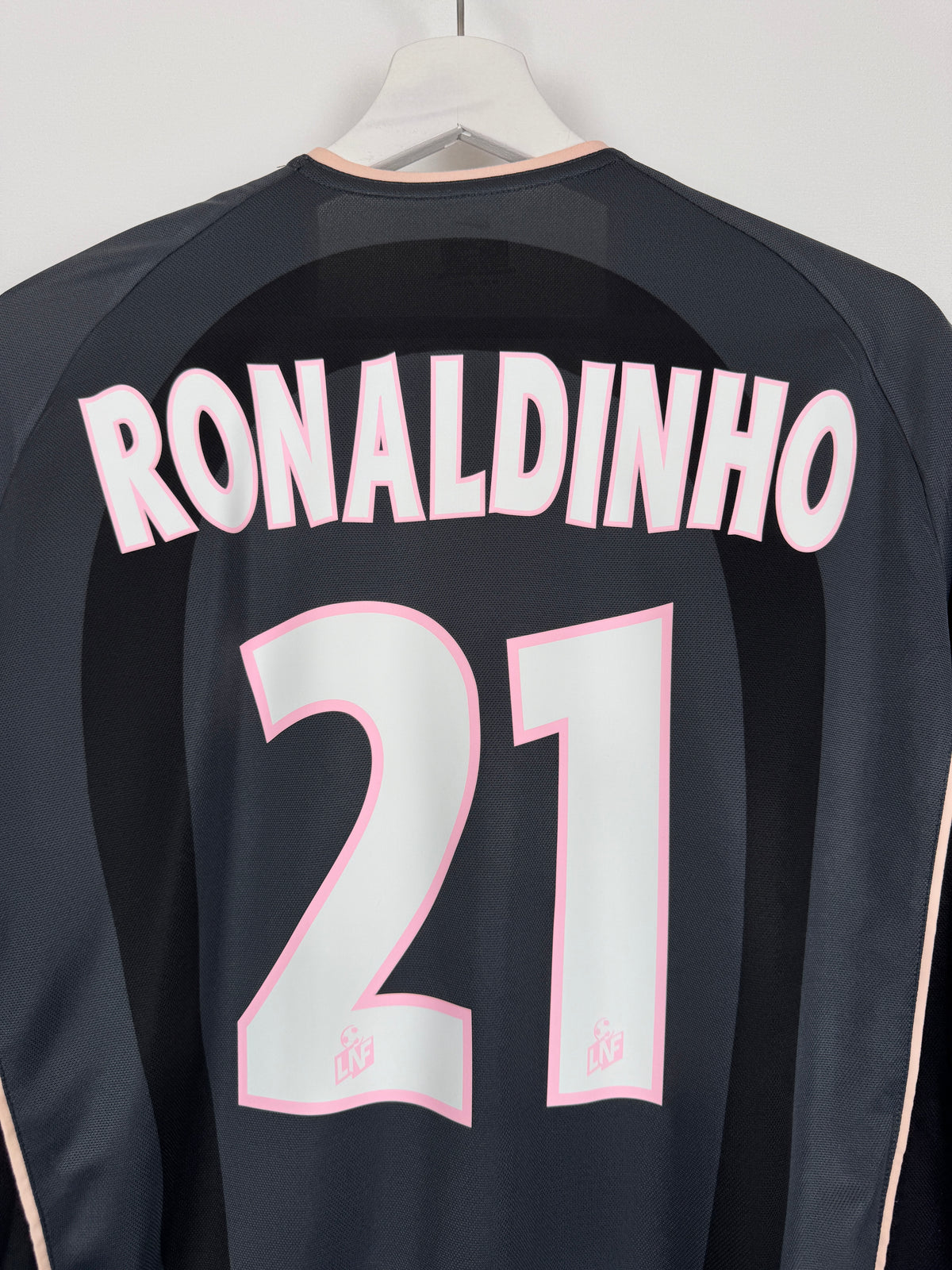 MAILLOT DE FOOTBALL PSG 2001/2002 THIRD - RONALDINHO #21 (XL)
