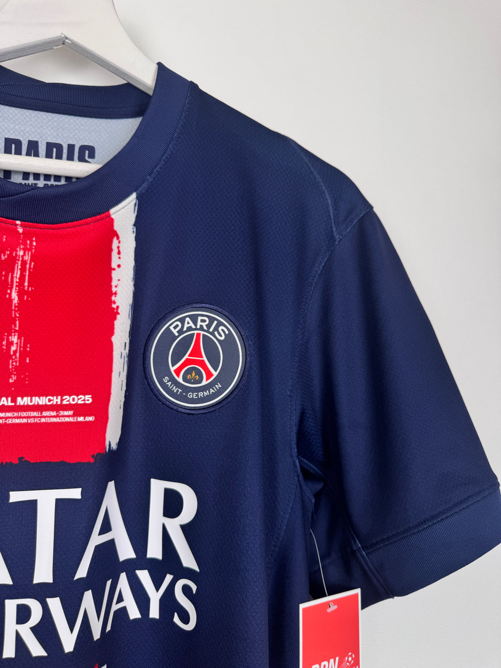 PSG FOOTBALL JERSEY 1997/1998 HOME - NGOTTY #4 (S)