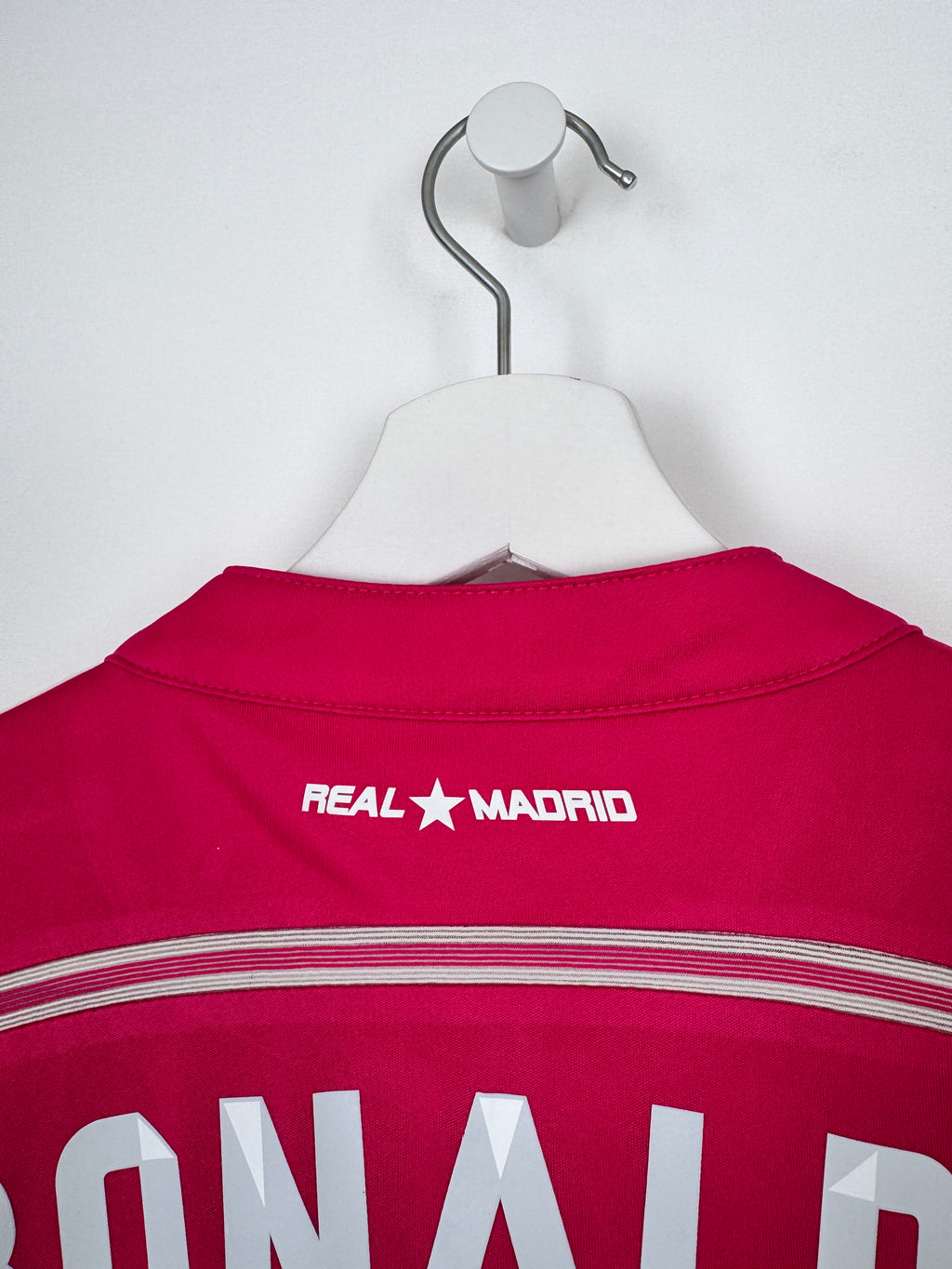 PSG FOOTBALL JERSEY 1997/1998 HOME - NGOTTY #4 (S)