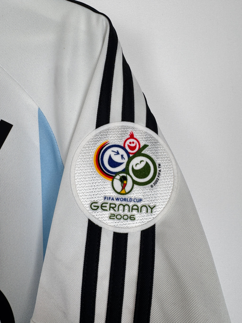 PSG FOOTBALL JERSEY 1997/1998 HOME - NGOTTY #4 (S)