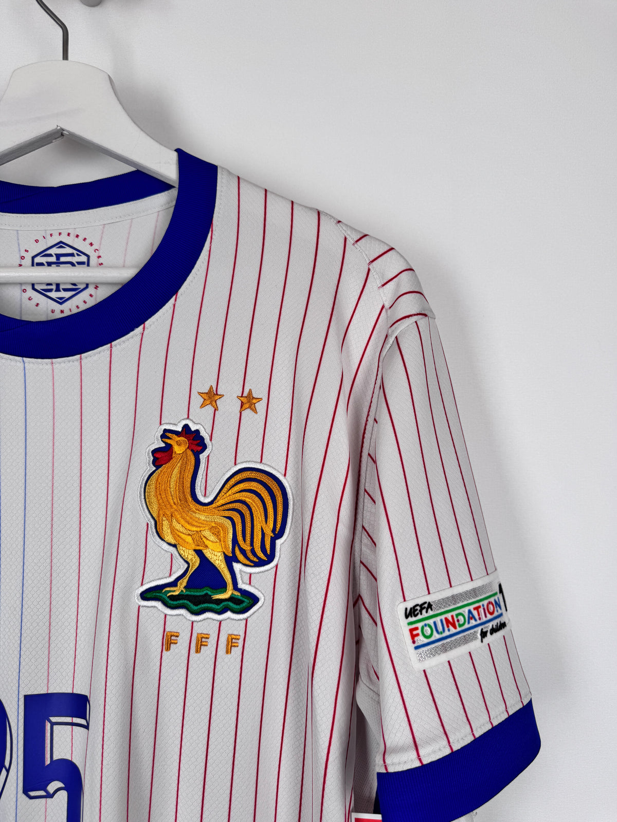 MAILLOT DE FOOTBALL ÉQUIPE DE FRANCE 2024 EXTÉRIEUR - RAYAN CHERKI #25 (L)