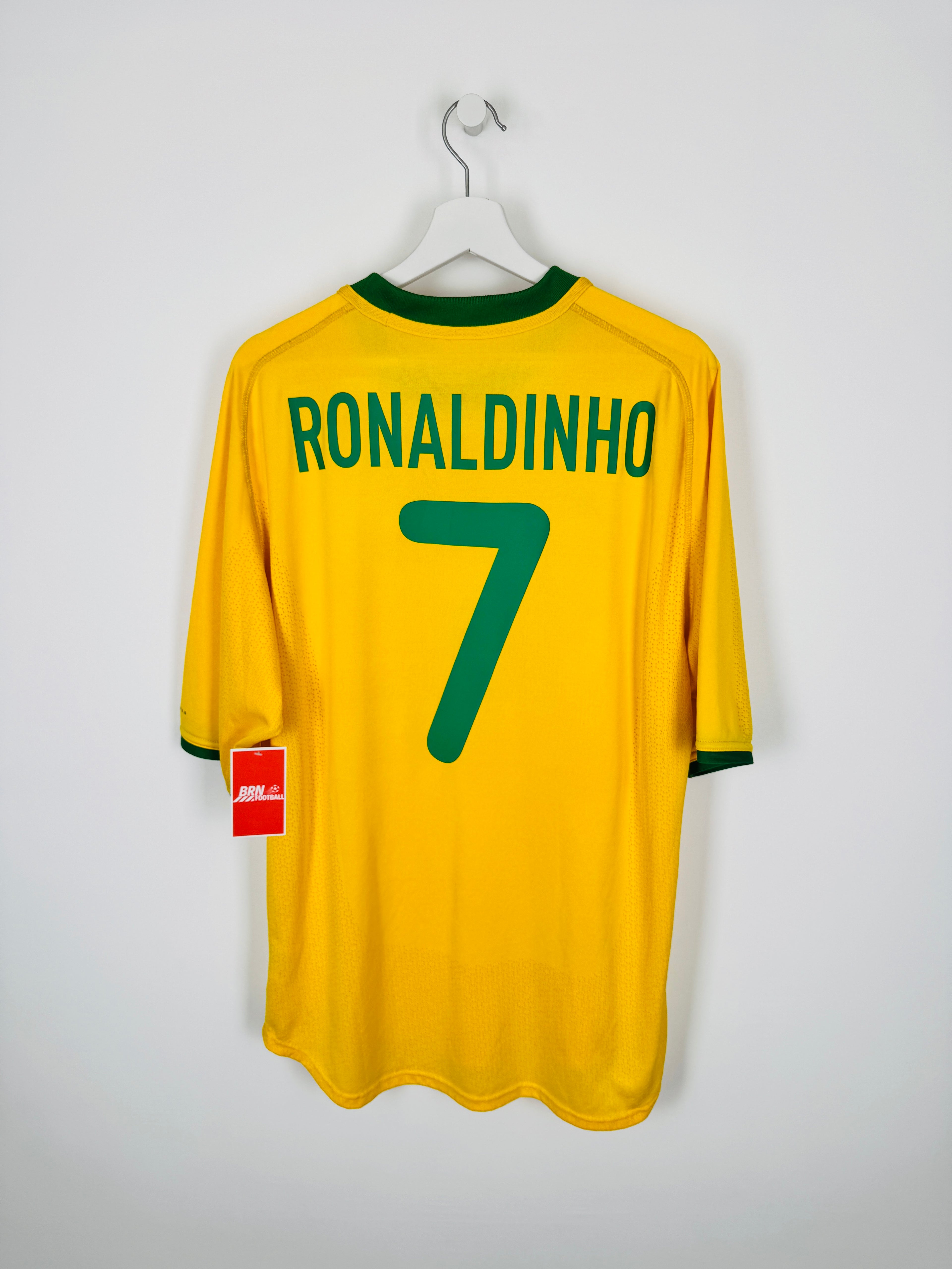 BRAZIL 2000 HOME FOOTBALL SHIRT - RONALDINHO #7 (XL)