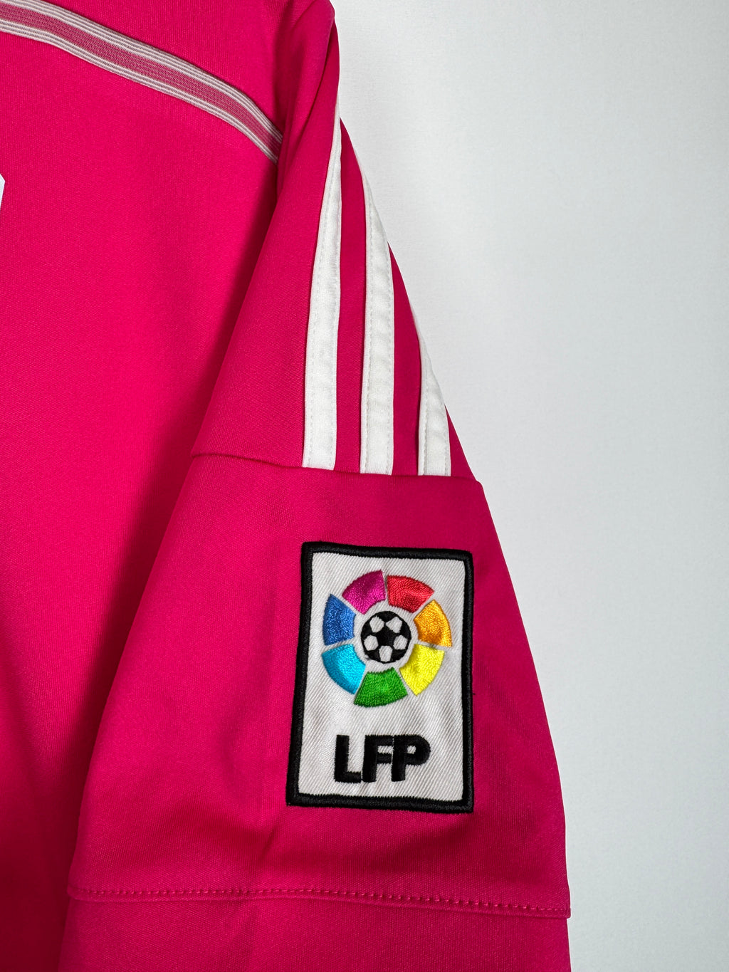 REAL MADRID 2014/2015 AWAY FOOTBALL JERSEY - RONALDO #7 (S)