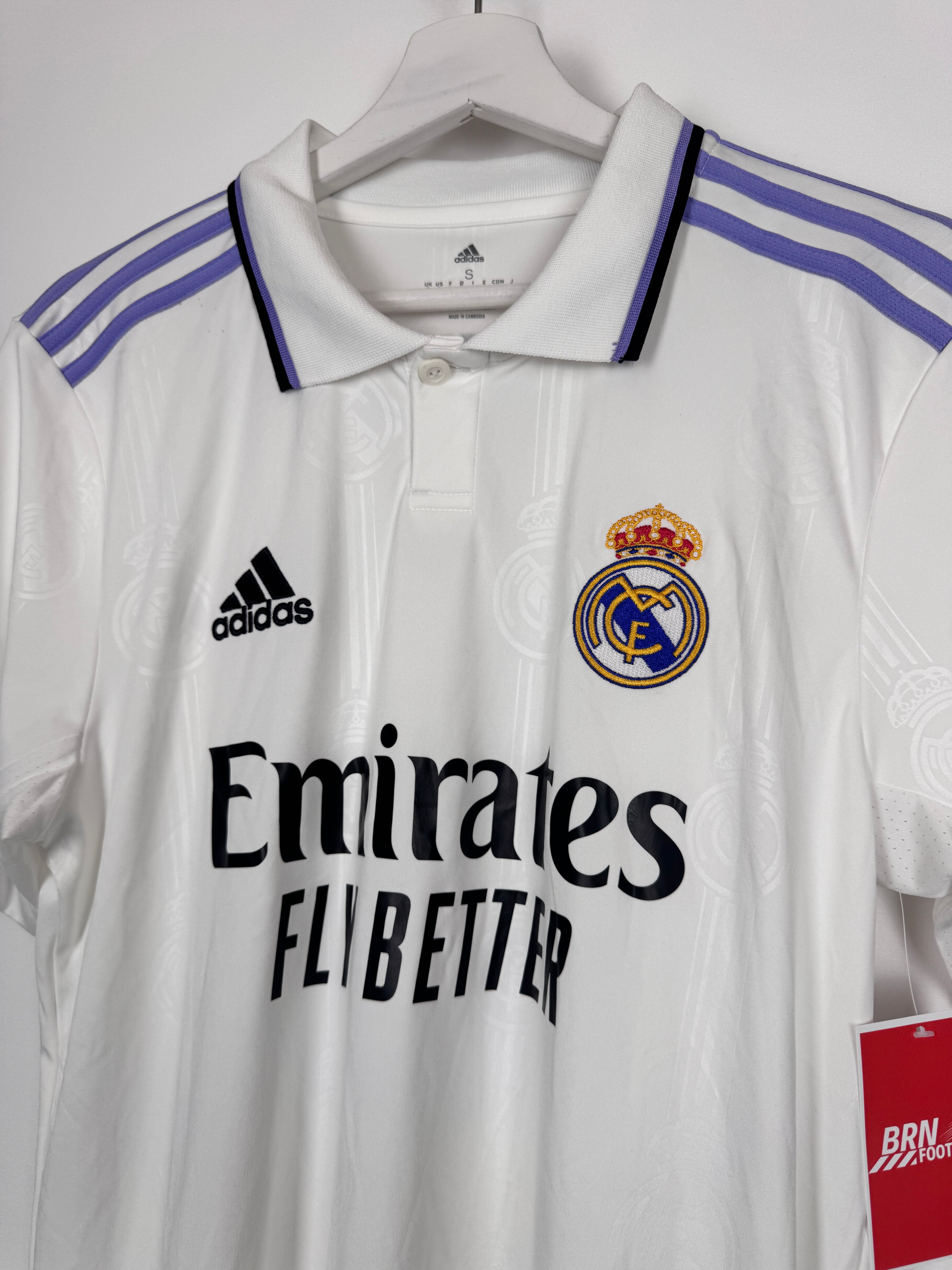 MAILLOT DE FOOTBALL REAL MADRID 2022/2023 DOMICILE - KARIM BENZEMA #9 BALLON D'OR (S)