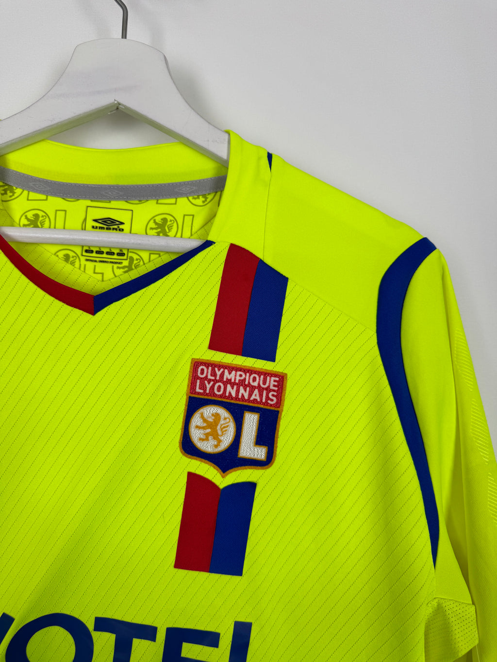 OLYMPIQUE LYONNAIS 2008/2009 THIRD FOOTBALL JERSEY - JUNINHO #8 (L)