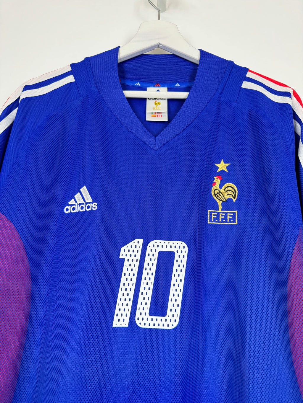 FRANCE 2002 HOME FOOTBALL JERSEY - ZIDANE #10 (XL)