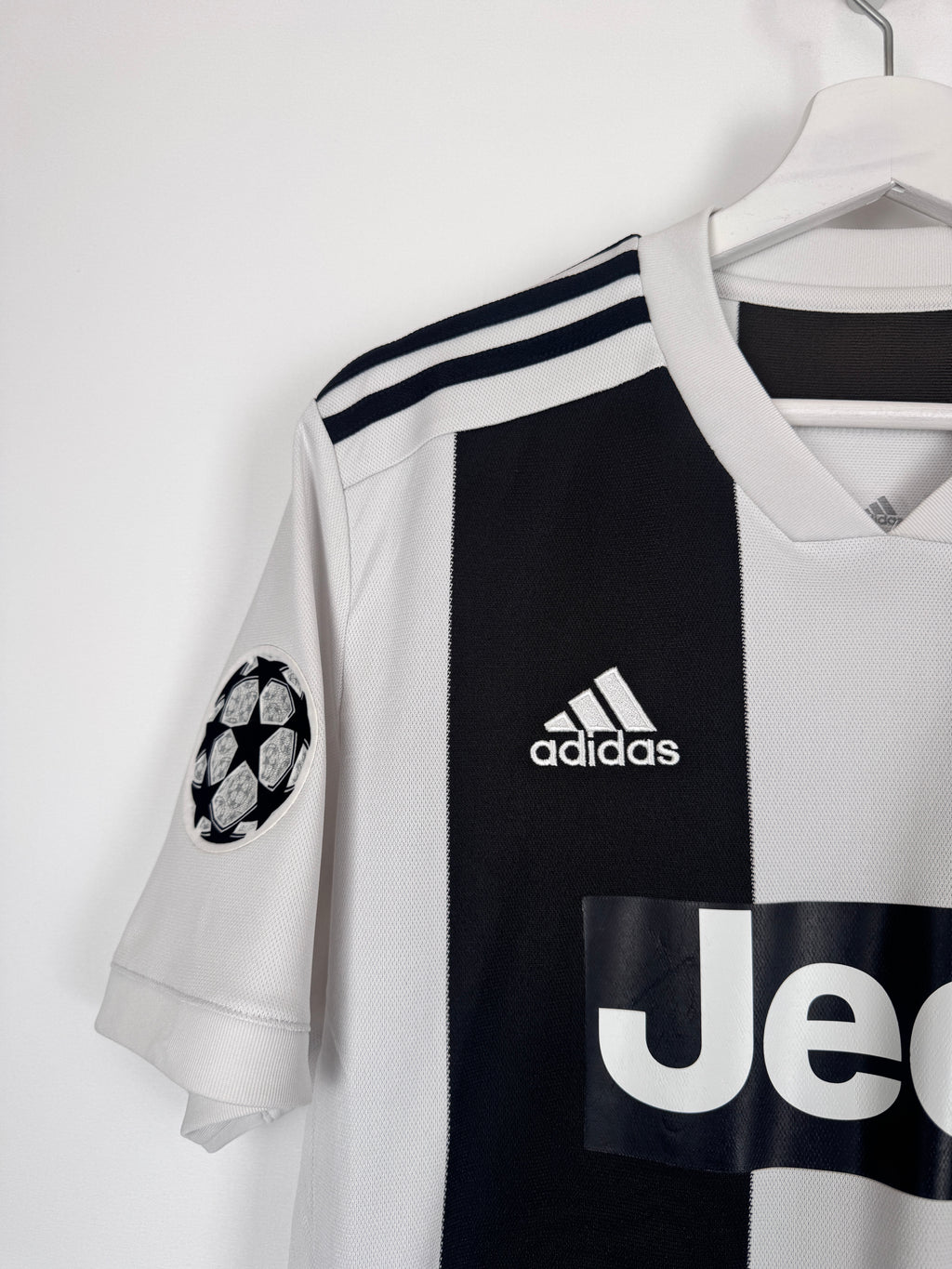 PSG FOOTBALL JERSEY 1997/1998 HOME - NGOTTY #4 (S)