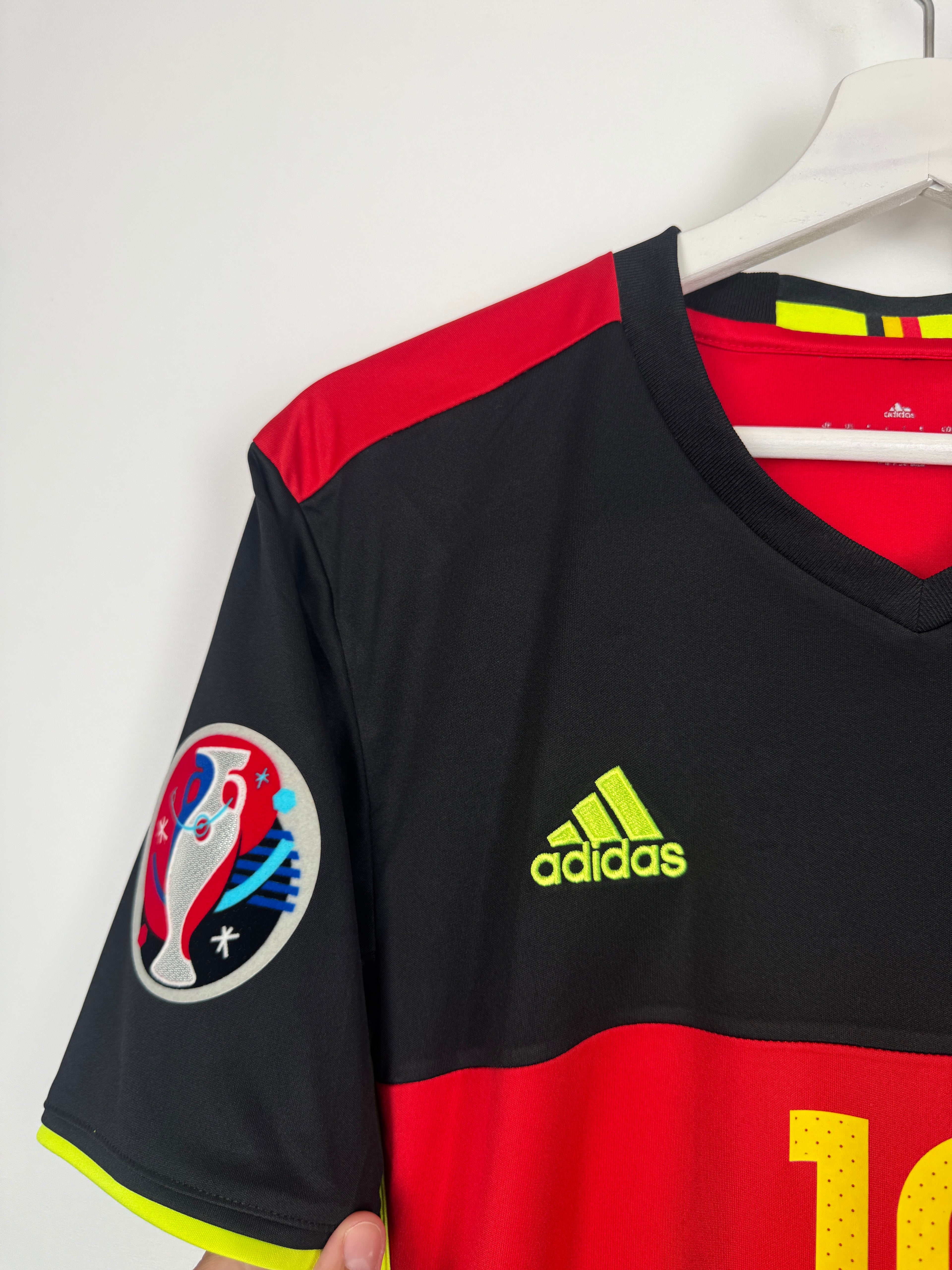 PSG FOOTBALL JERSEY 1997/1998 HOME - NGOTTY #4 (S)