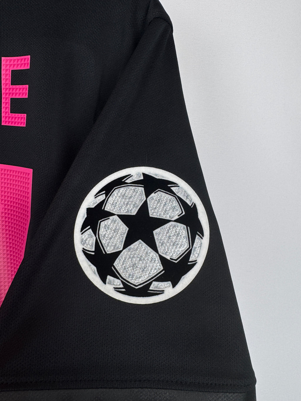 PSG FOOTBALL JERSEY 1997/1998 HOME - NGOTTY #4 (S)