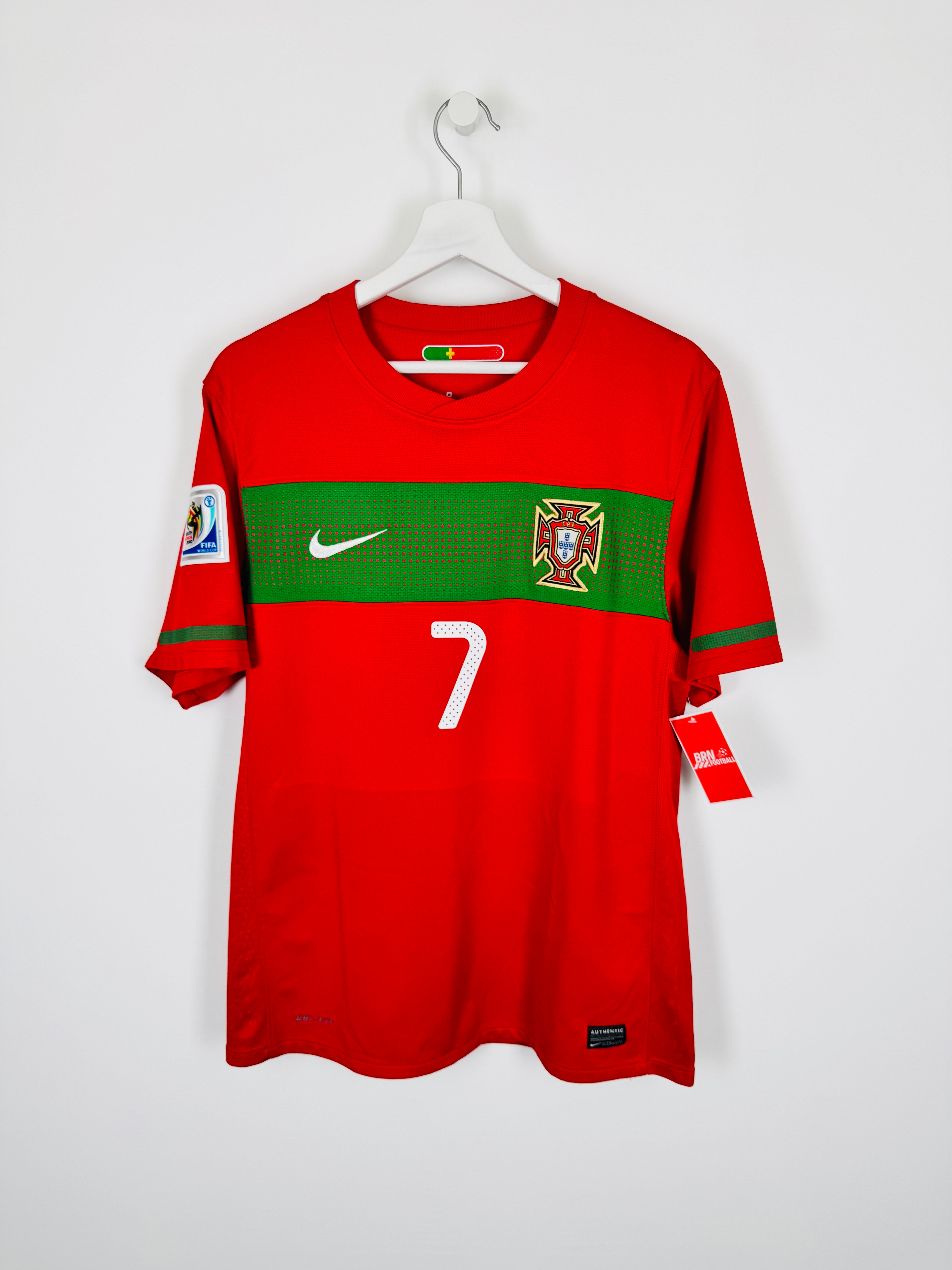 PORTUGAL 2010 HOME FOOTBALL JERSEY - RONALDO #7 (M)