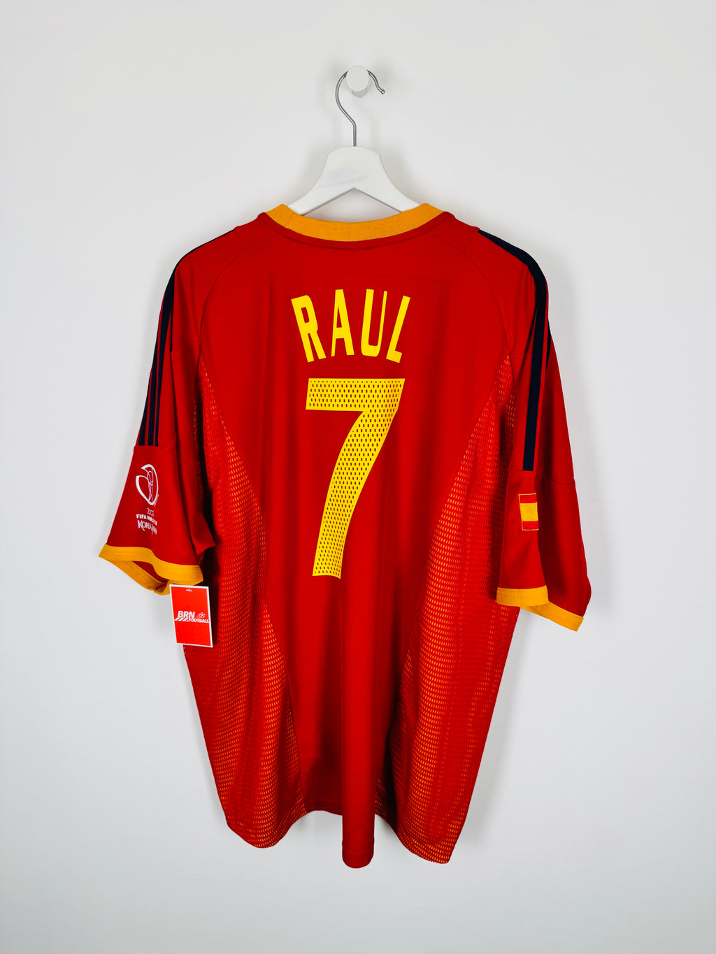 SPAIN 2002 HOME FOOTBALL SHIRT - RAUL #7 (XXL)