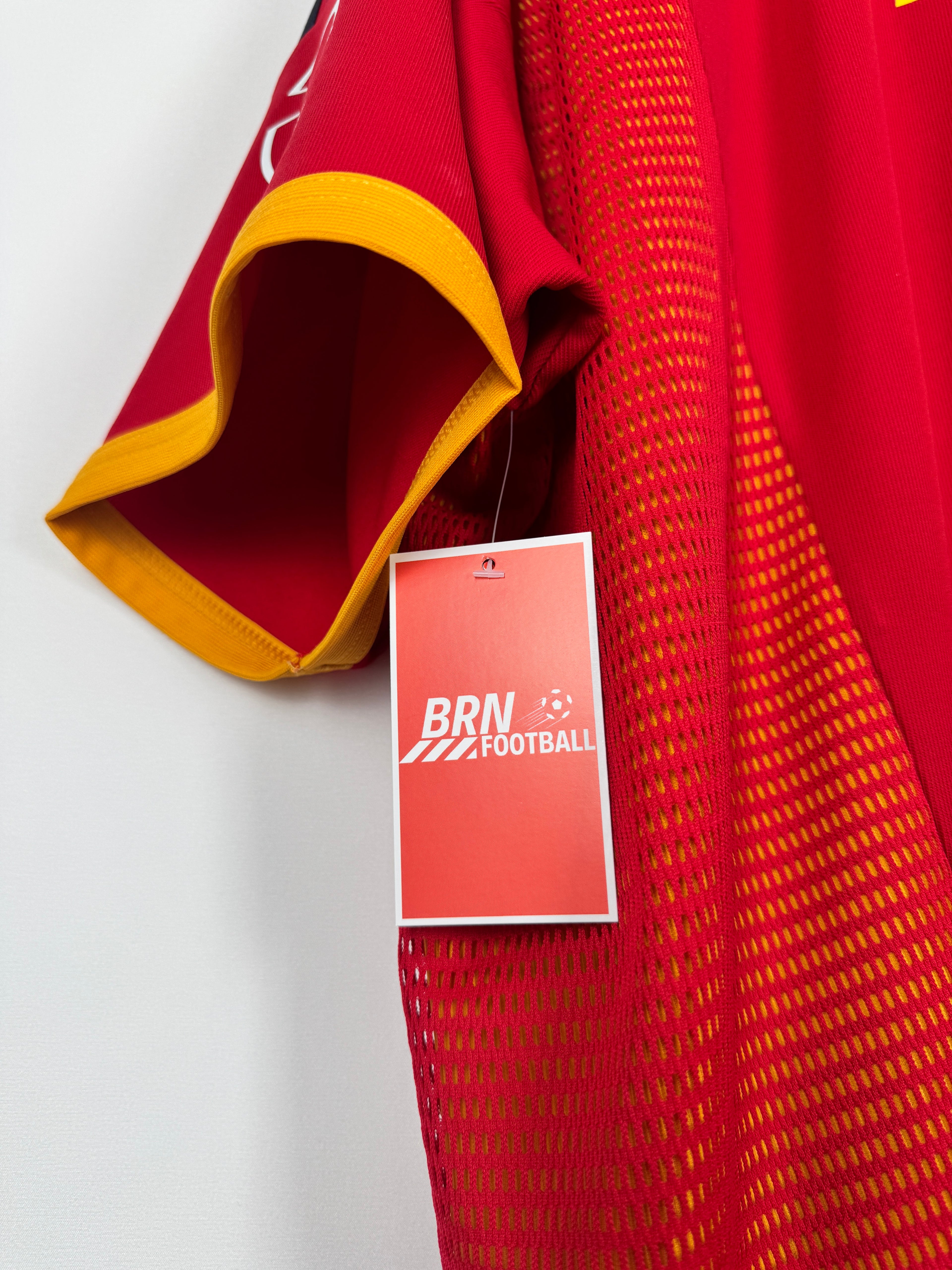 SPAIN 2002 HOME FOOTBALL SHIRT - RAUL #7 (XXL)