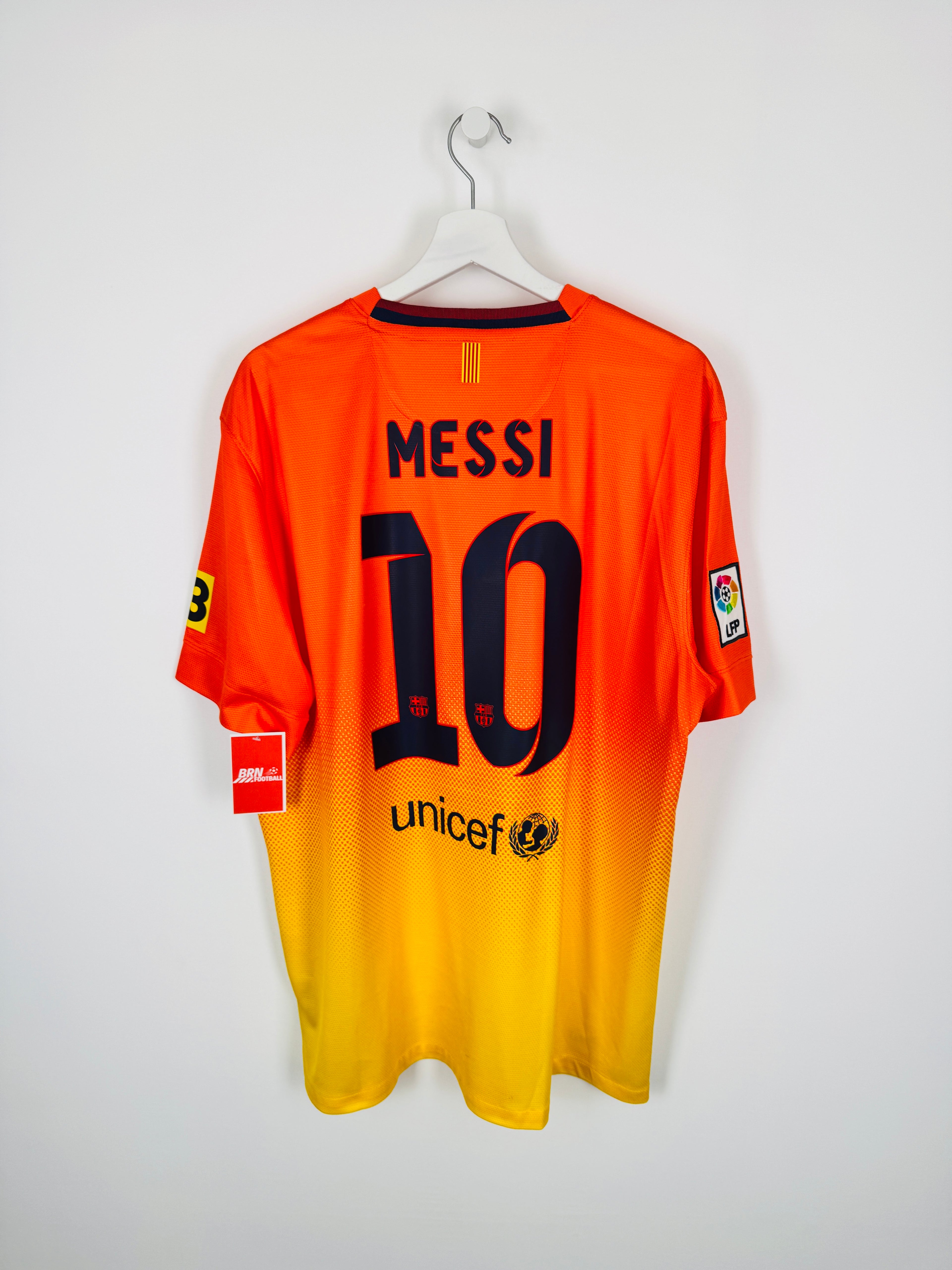 BARCELONA 2012/2013 AWAY FOOTBALL SHIRT - MESSI #10 (XL)