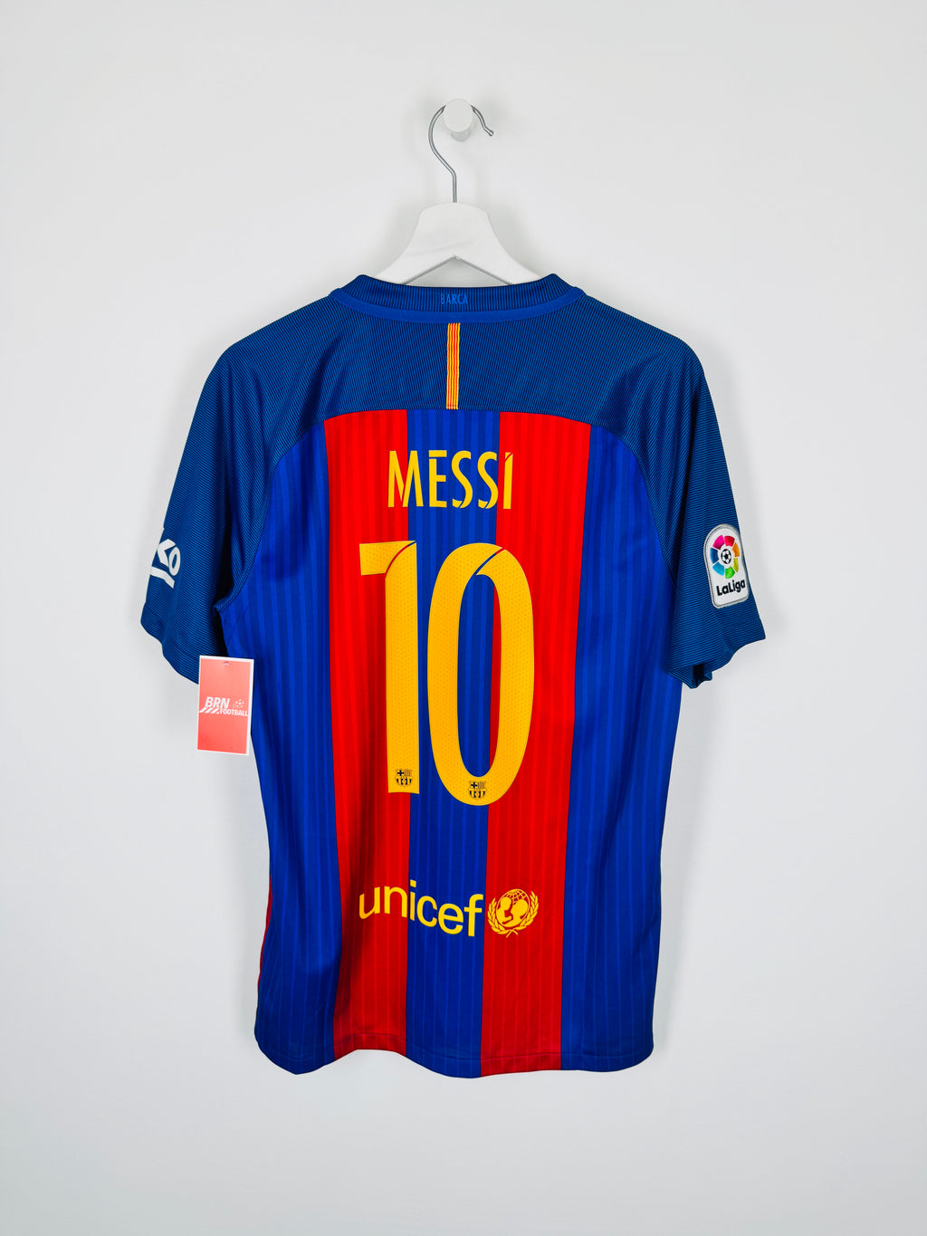 BARCELONA 2016/2017 HOME FOOTBALL JERSEY - MESSI #10 (M)