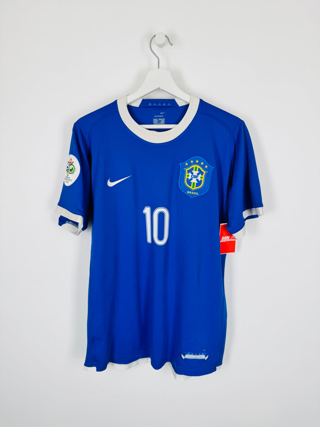 BRAZIL 2006 AWAY FOOTBALL SHIRT - RONALDINHO #10 (M)