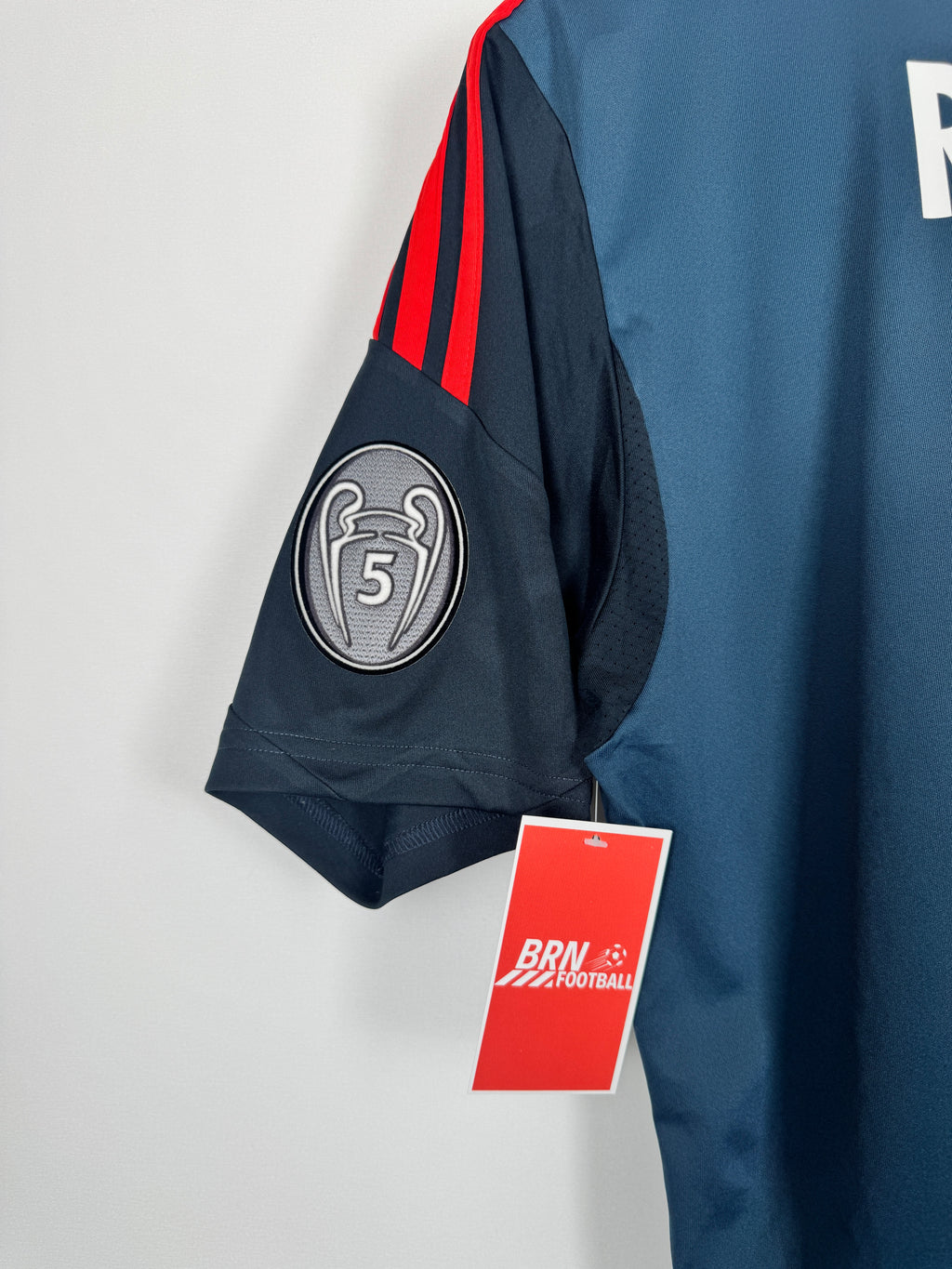 BAYERN MUNICH 2013/2014 THIRD FOOTBALL JERSEY - RIBÉRY #7 (S)